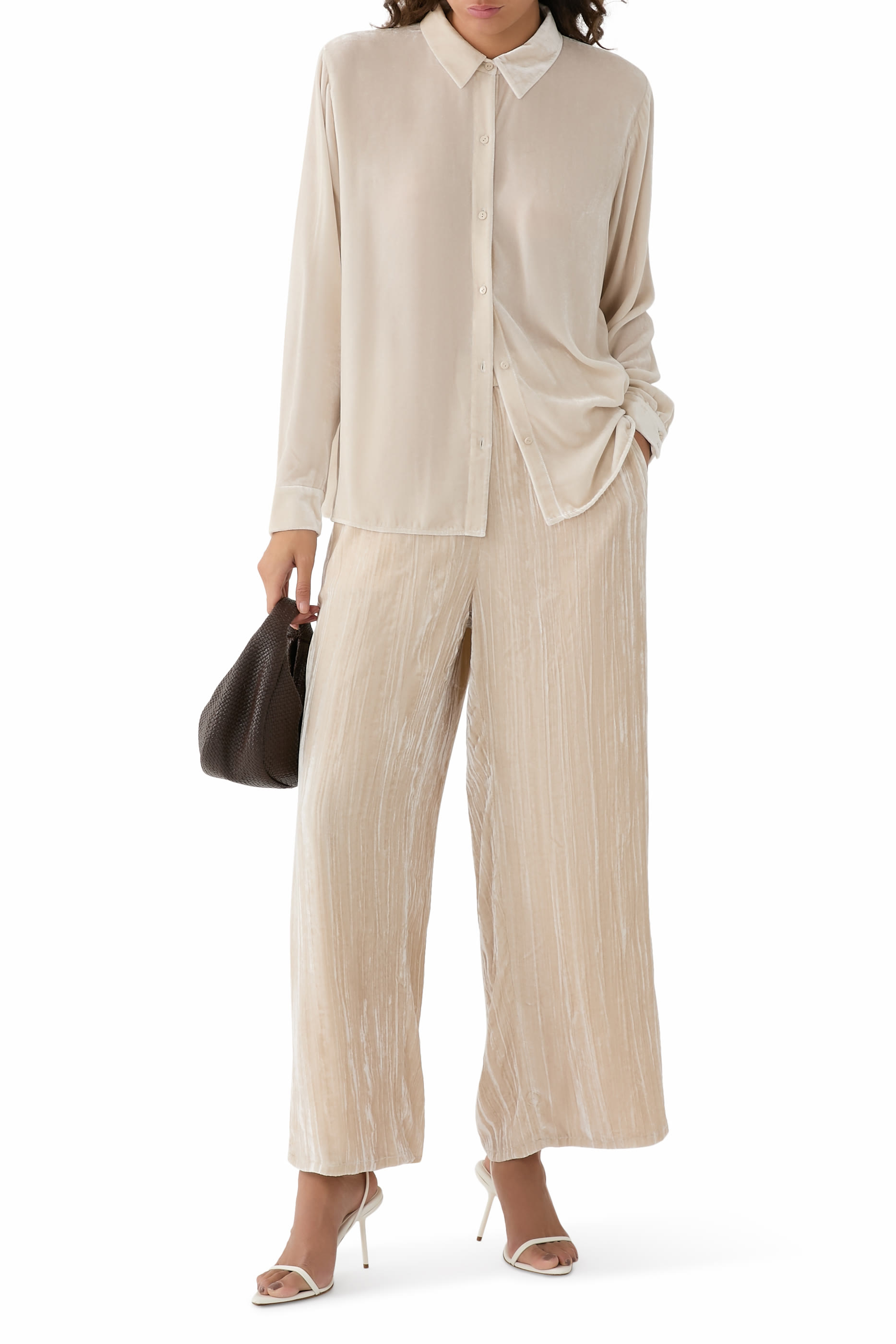 بنطال بقصة ساق واسعة مخمل ناعم 