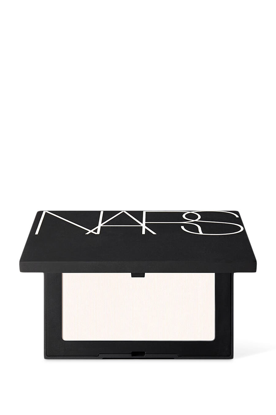 بودرة مضغوطة ناعمة مخملية