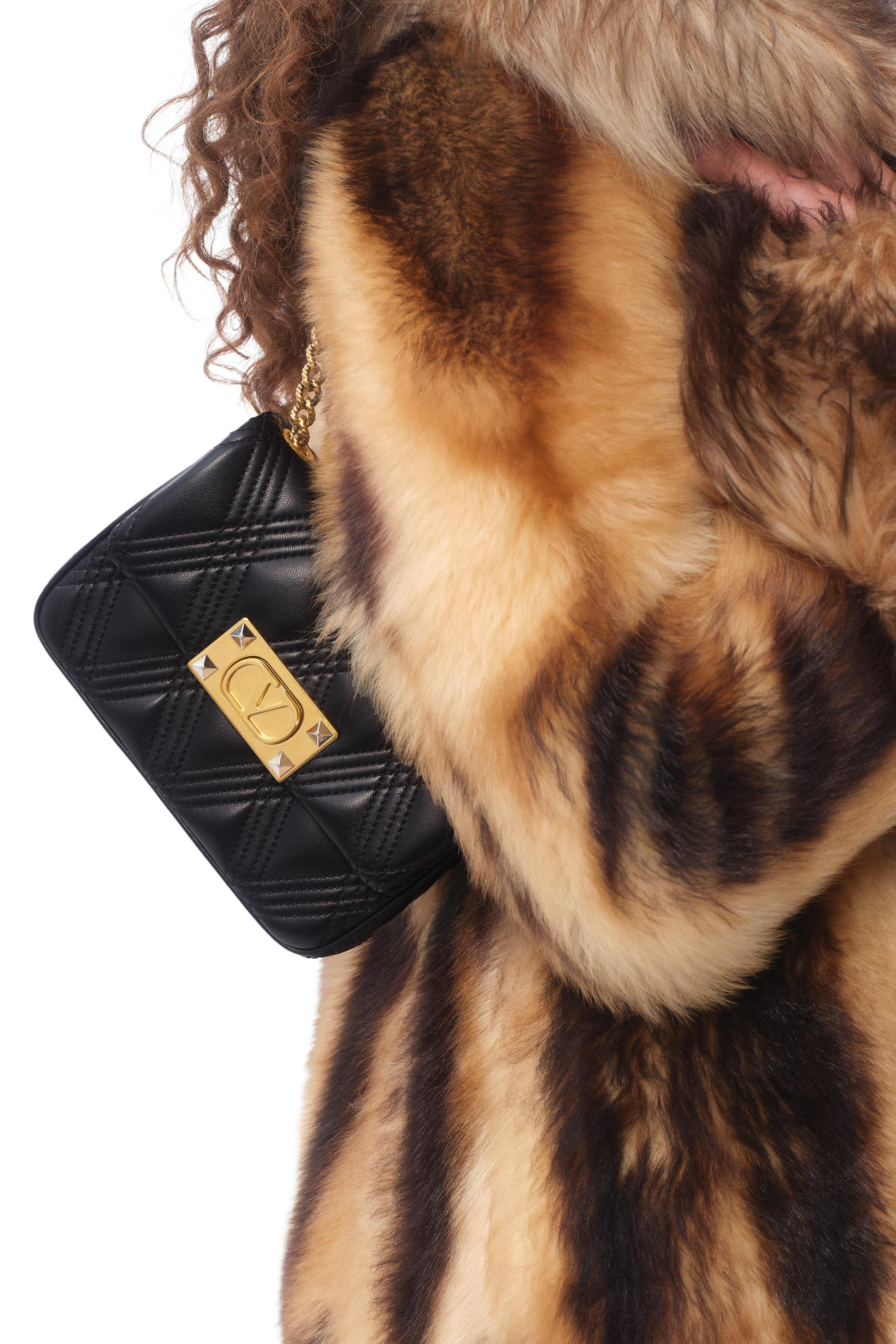 حقيبة كتف صغيرة كويلتي 67