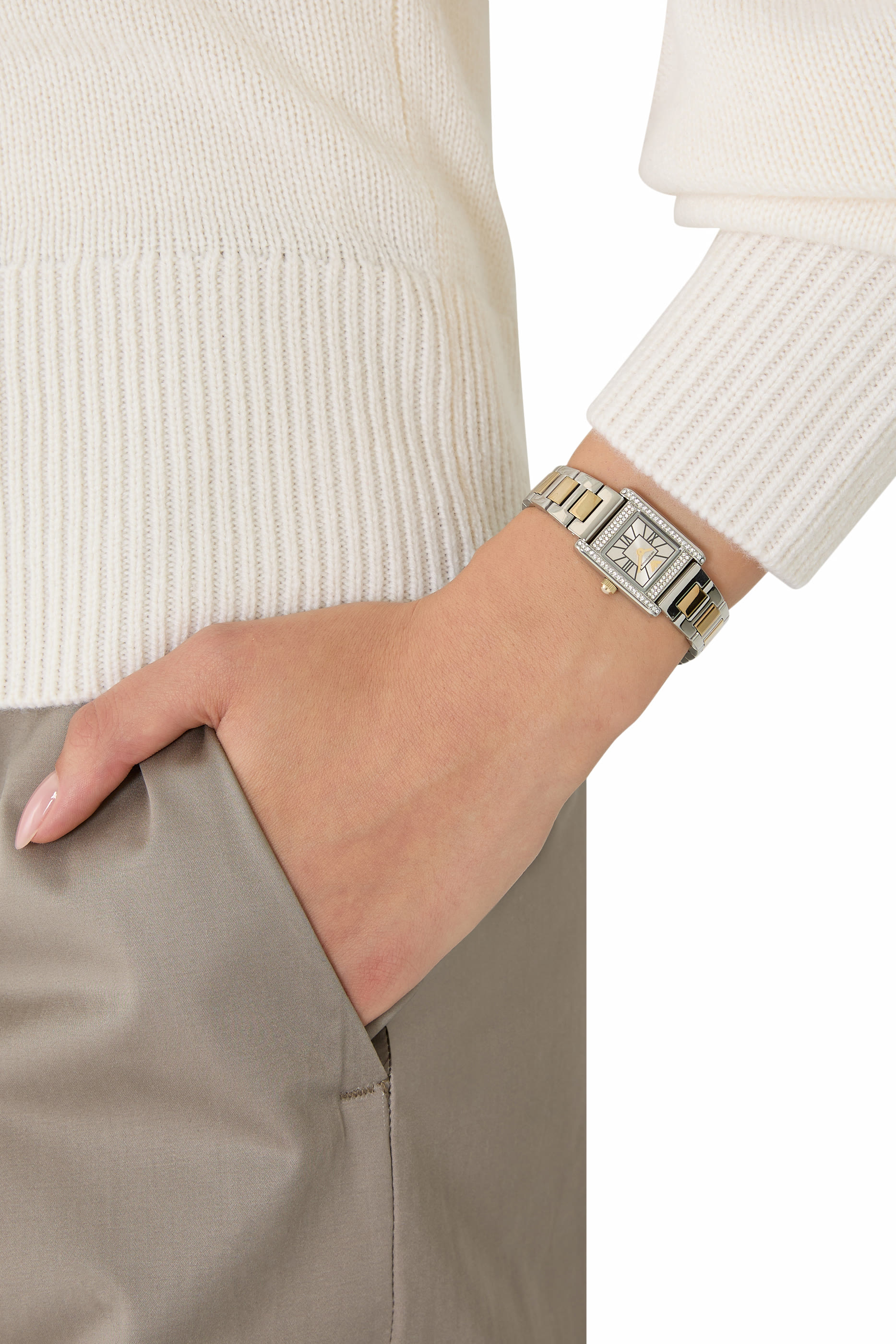 ساعة بعقربين بلونين ستانلس ستيل