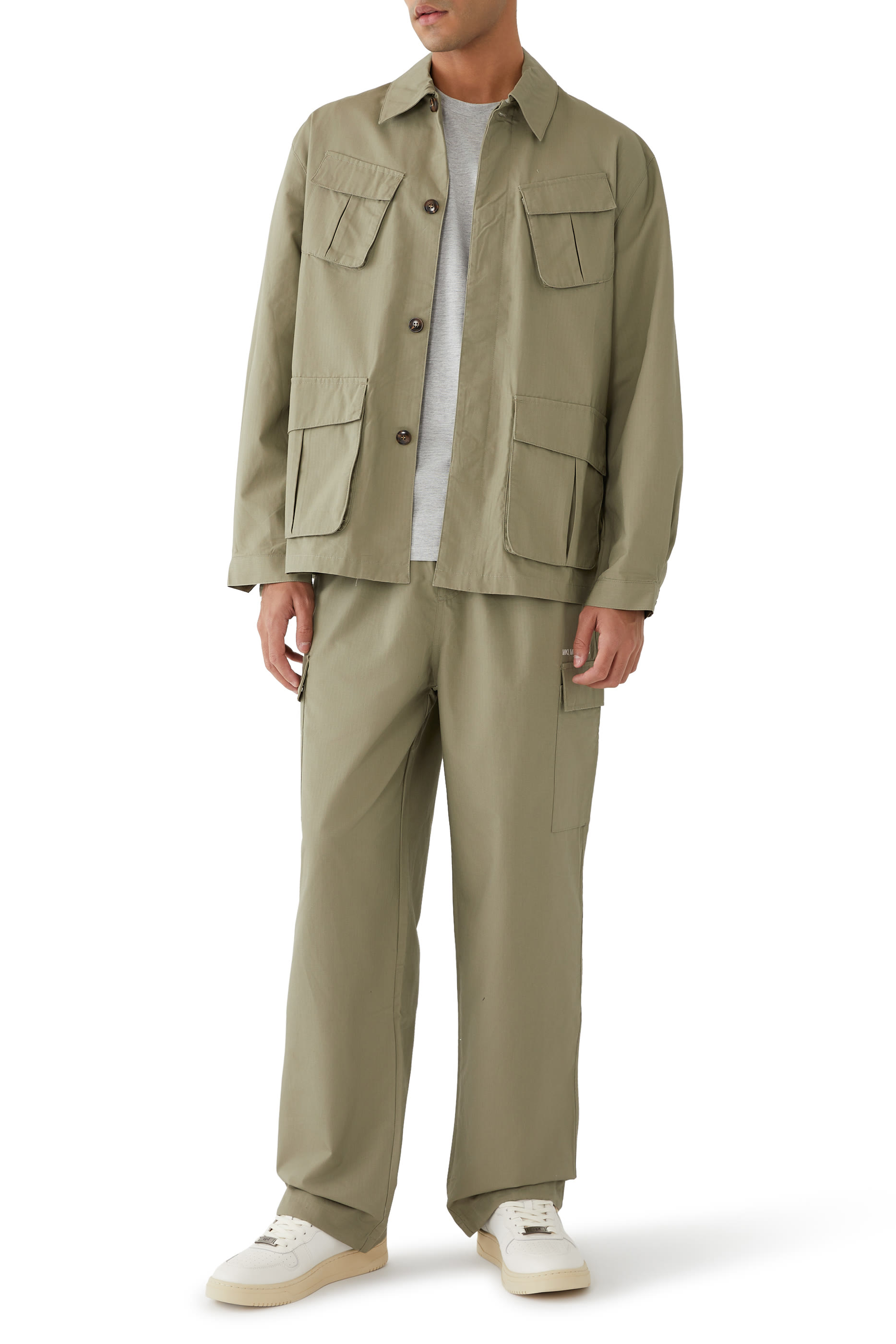 سنيكرز ديف كورت