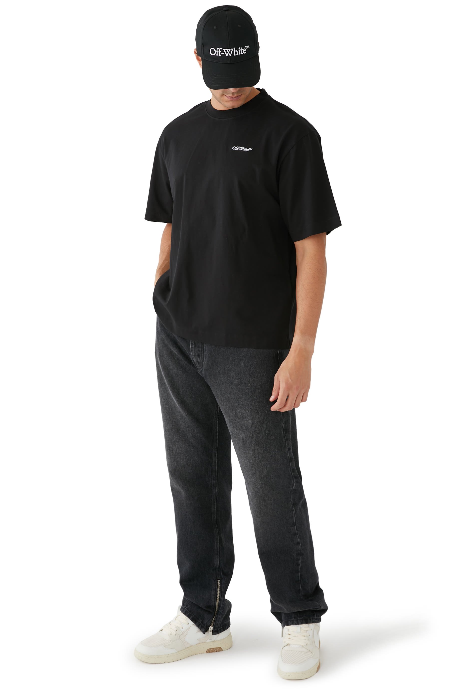 بنطال جينز سكيت بسحاب وشعار الأسهم