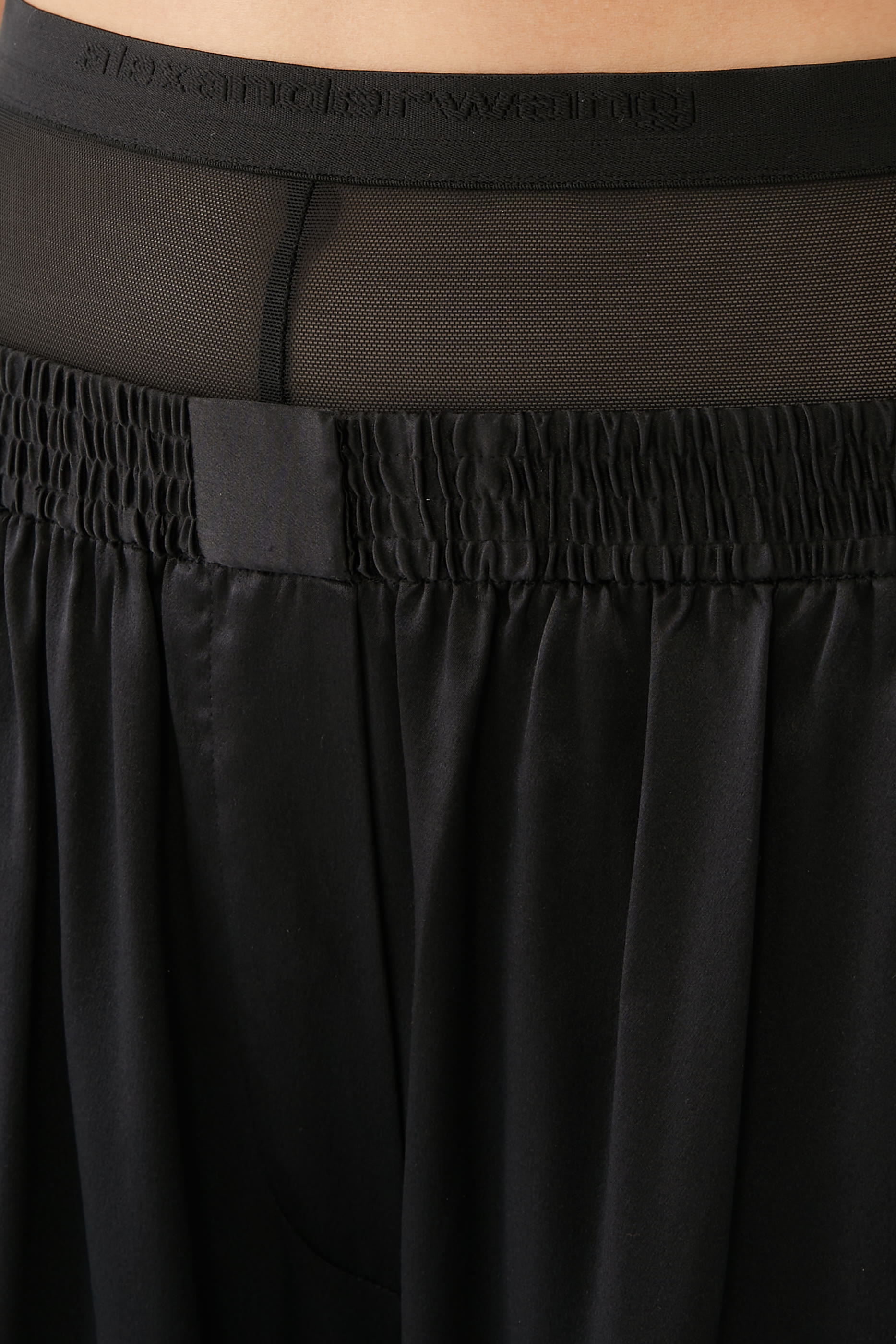 بنطال بطبقة بوكسر