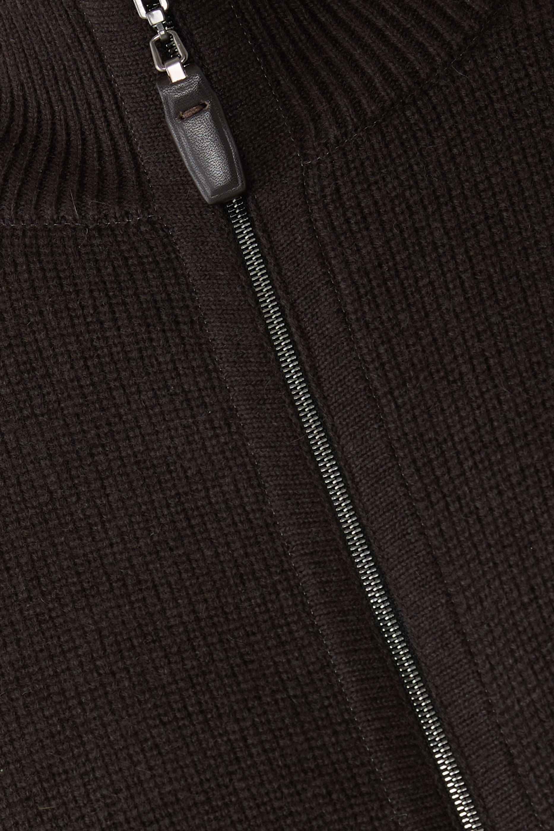 جاكيت بتصميم بوجهين بسحاب كامل