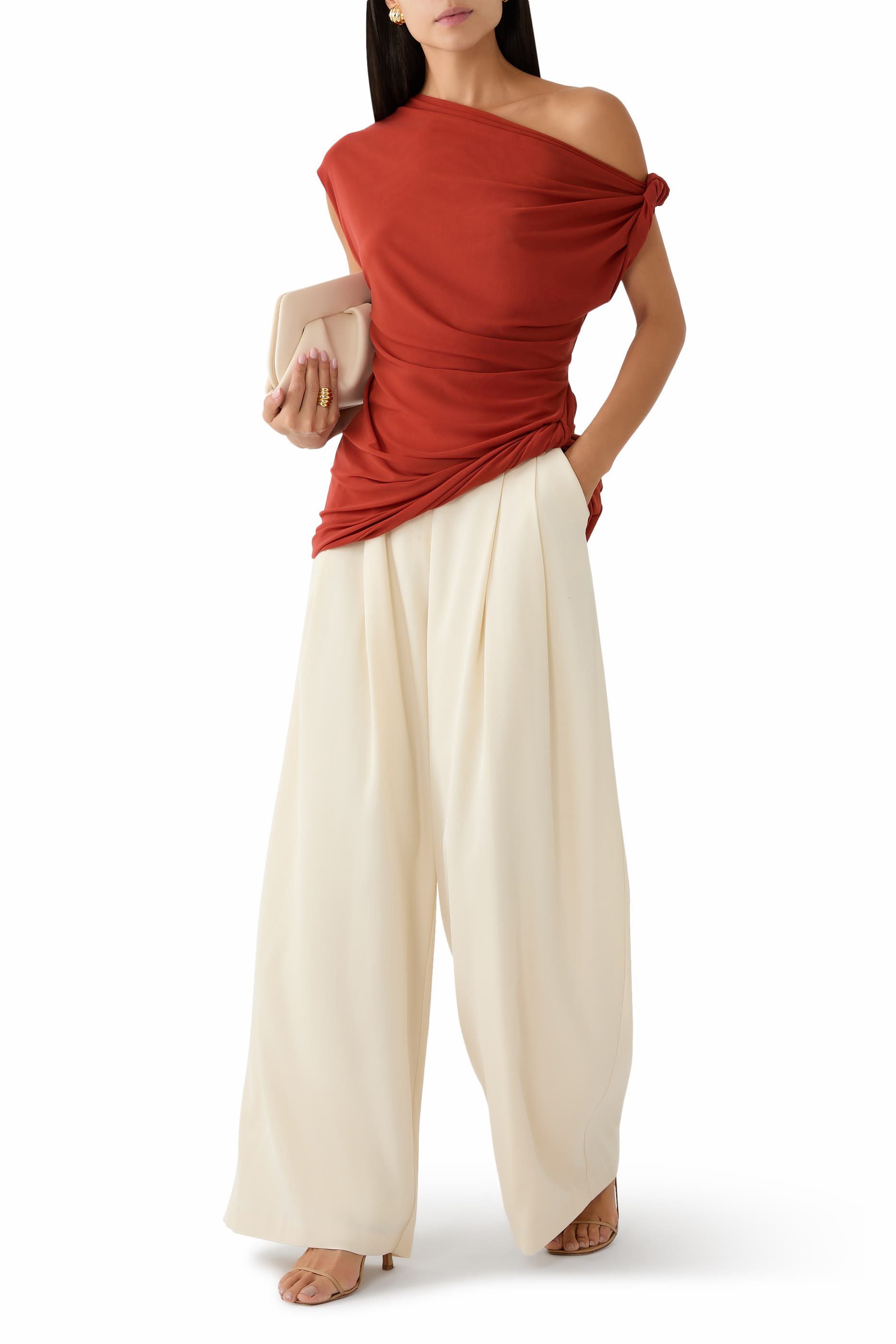 بنطال بعروتين