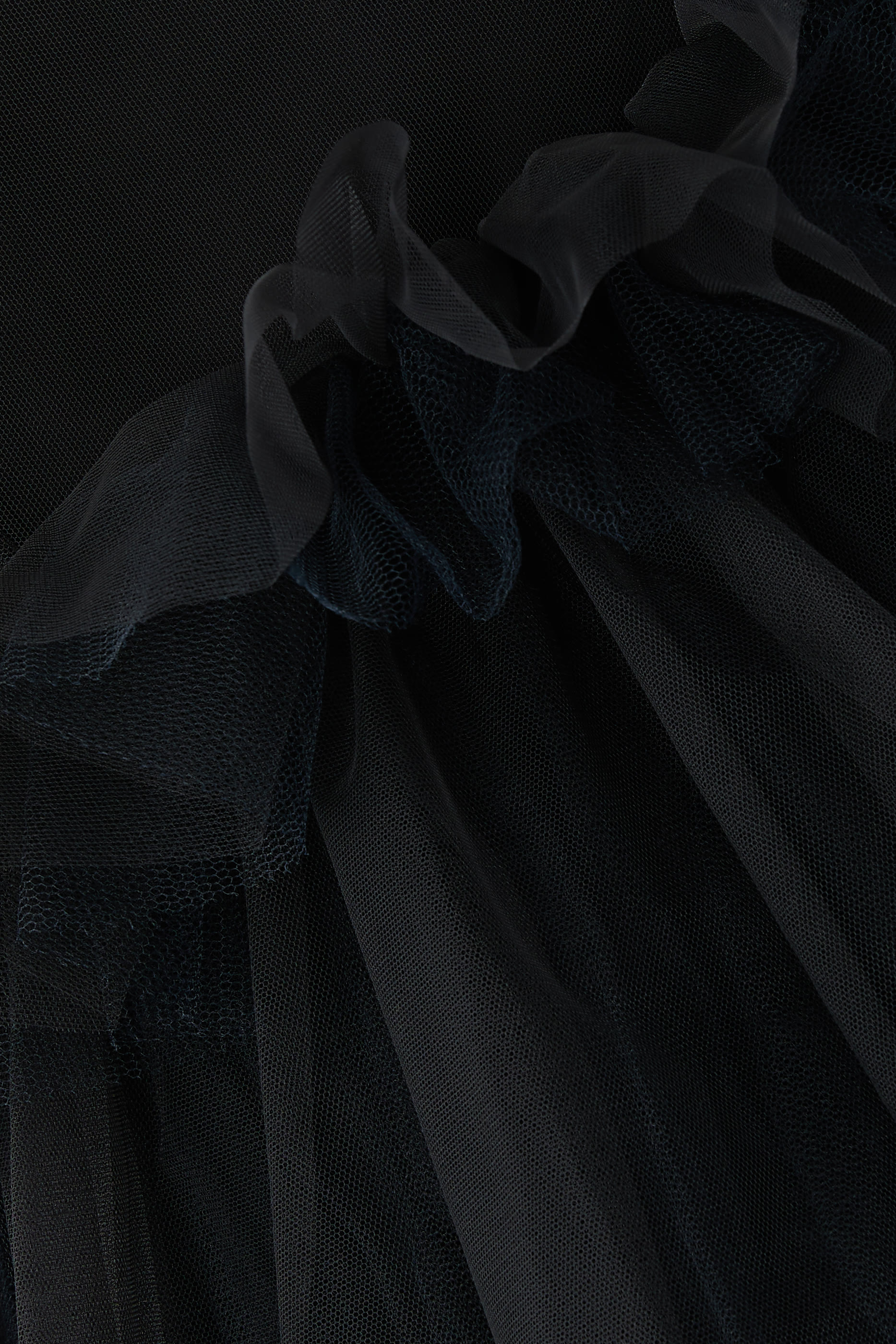 تيشيرت بحافة توتو 