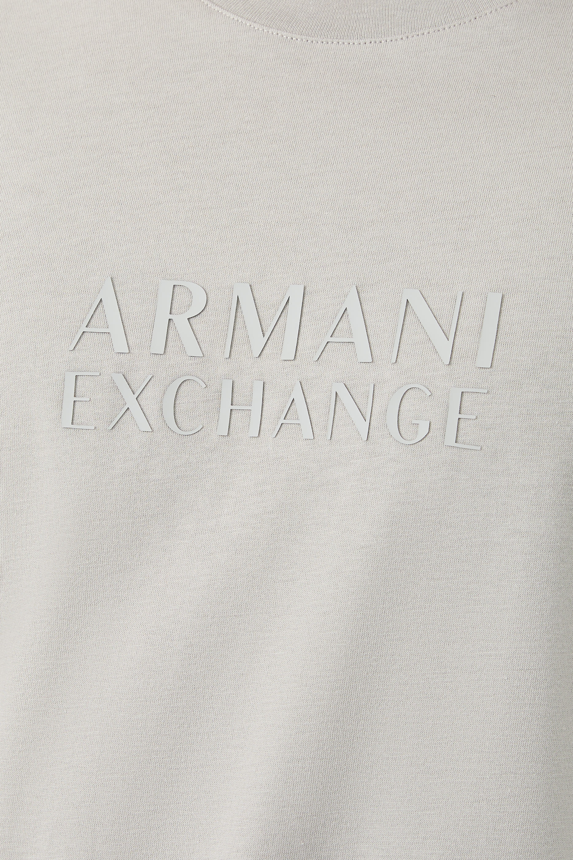 تيشيرت ذا جريد بحروف شعار الماركة