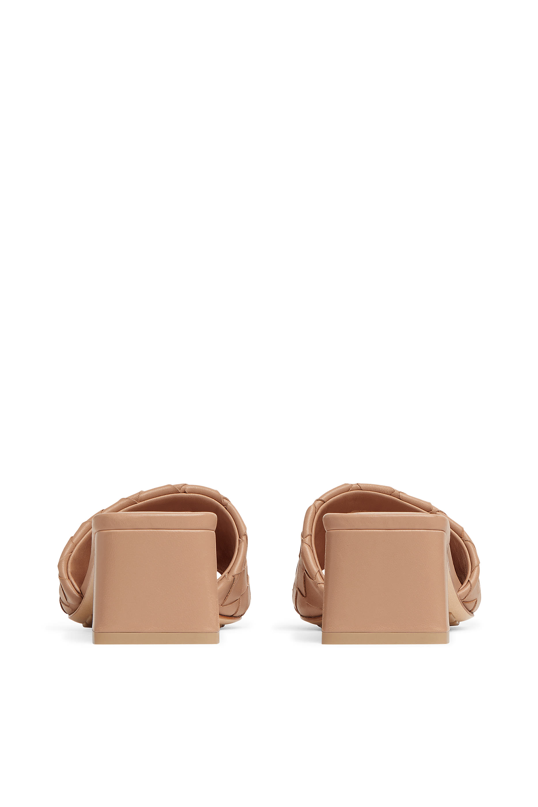 حذاء باركو 45 مفتوح من الخلف