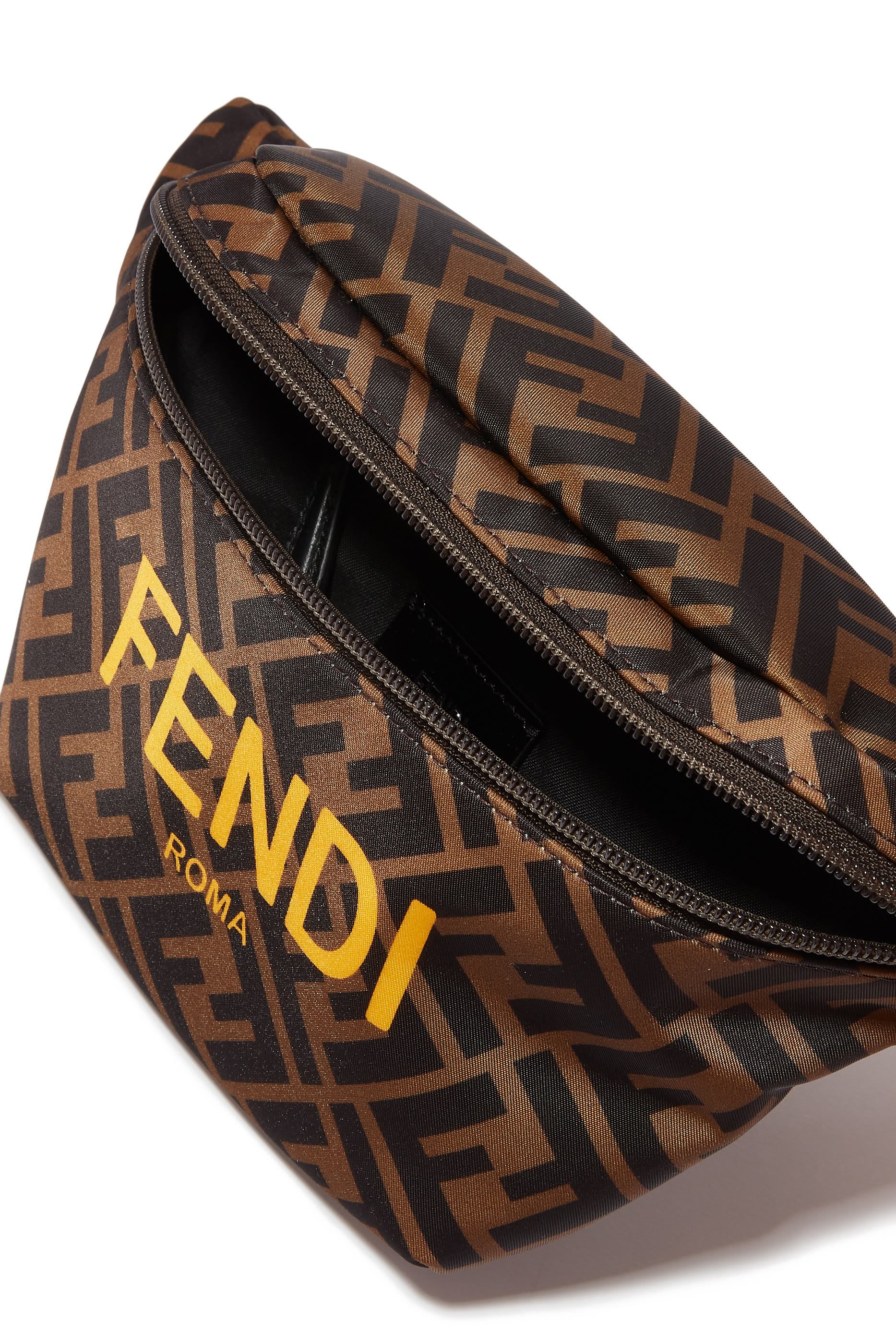 حقيبة خصر بحروف شعار الماركة للأطفال