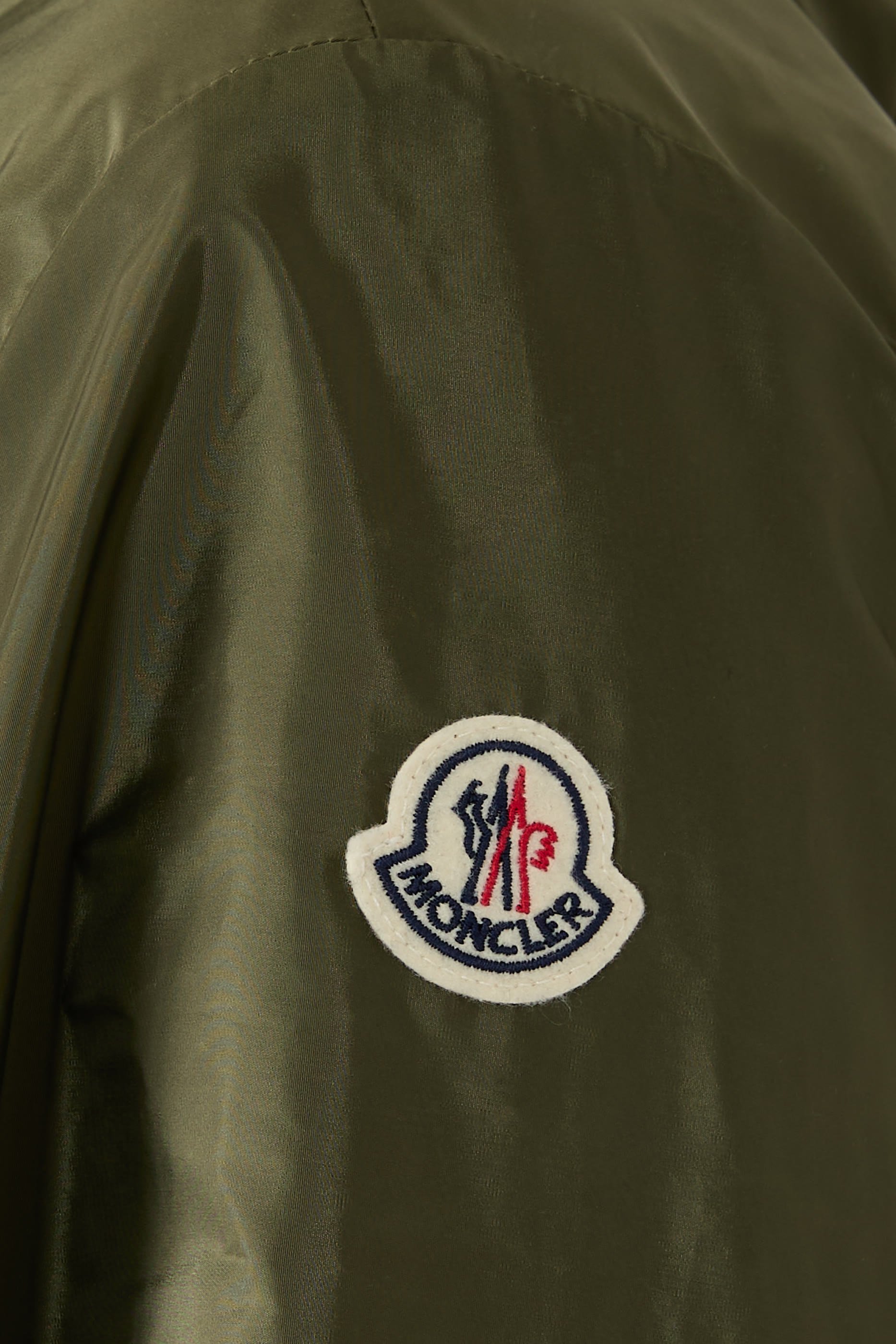 جاكيت ريموراي بغطاء رأس