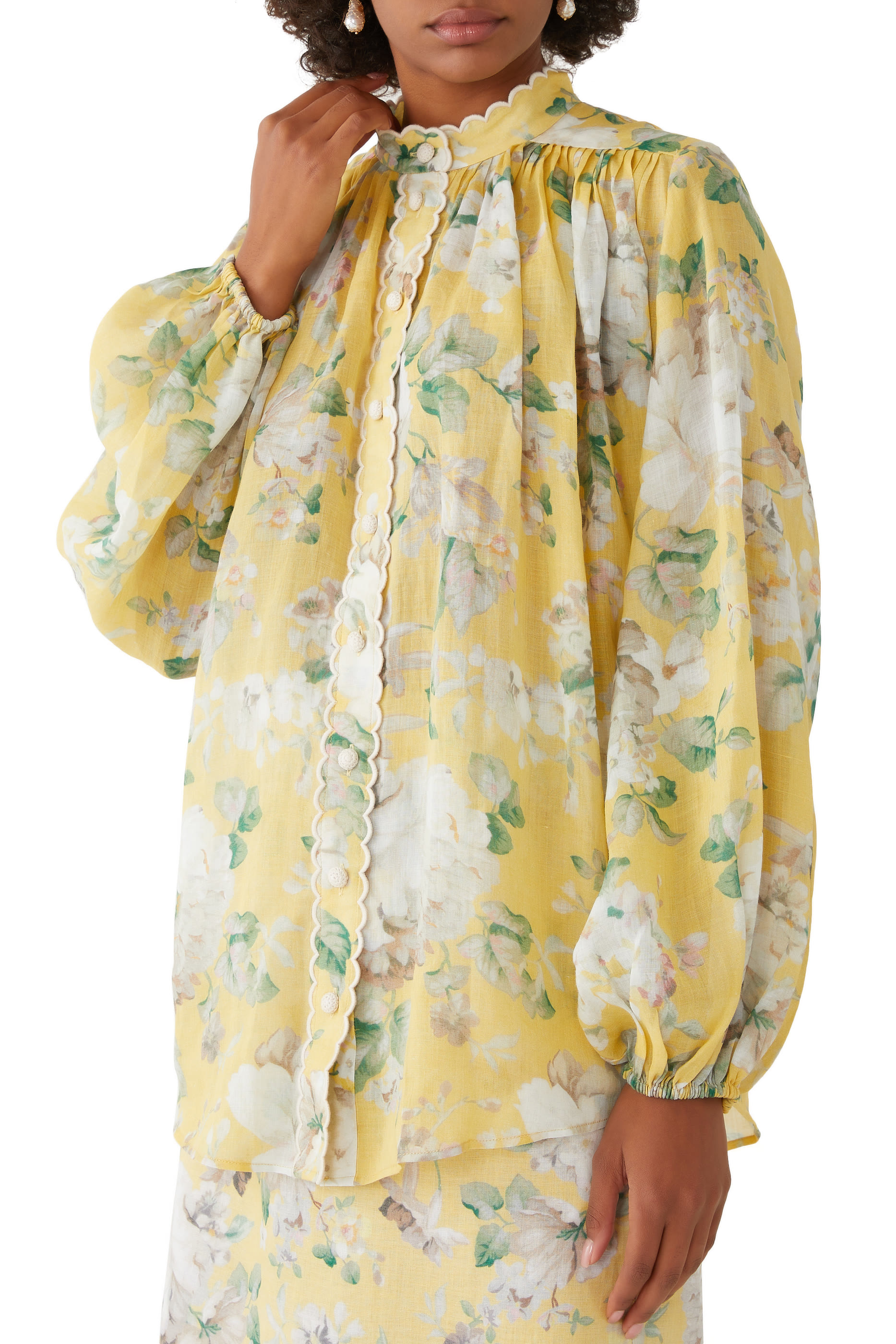 بلوزة أكاسيا بحواف صدفية