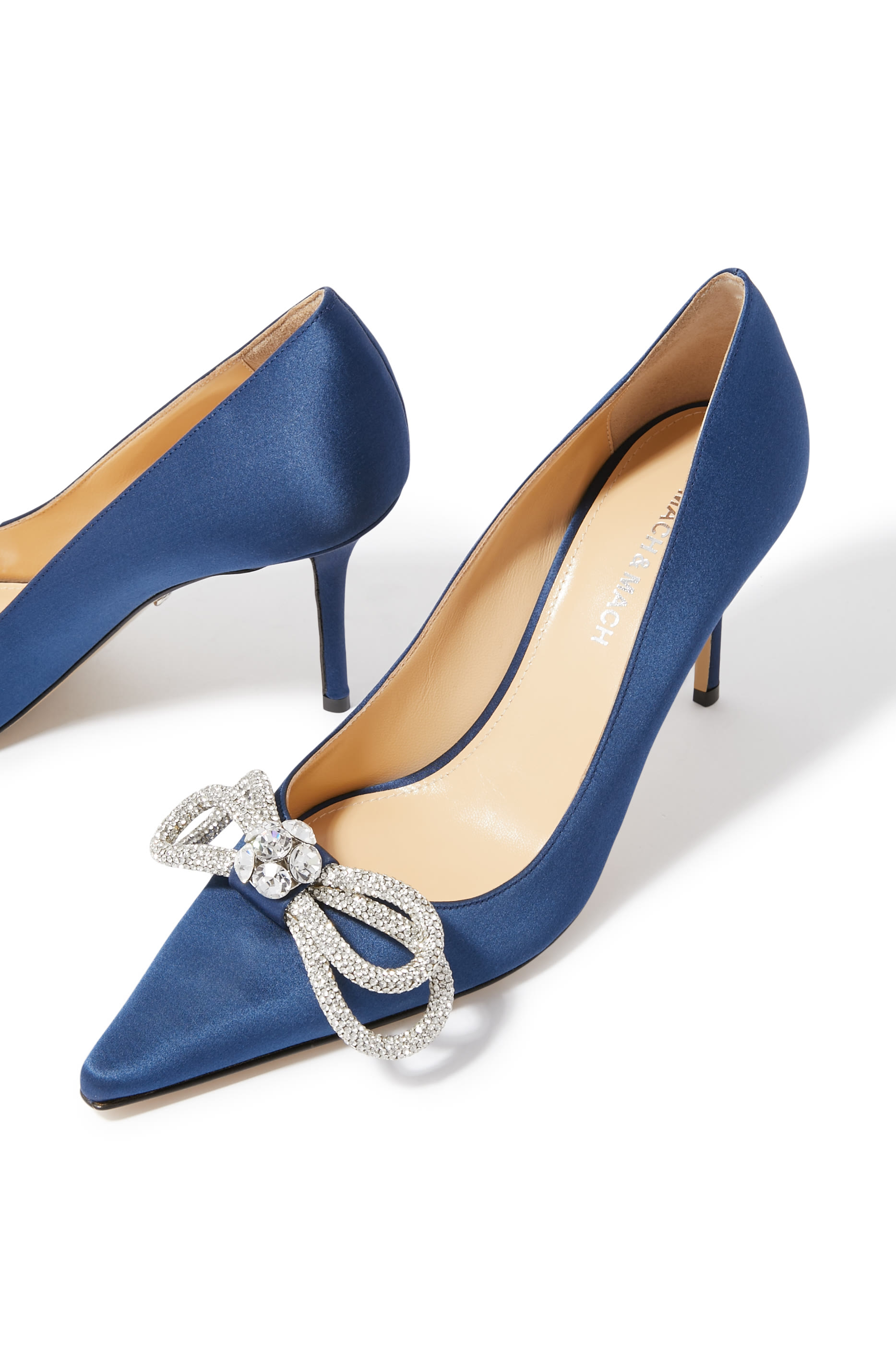 حذاء كلاسيكي 85 بفيونكة مزدوجة ستان