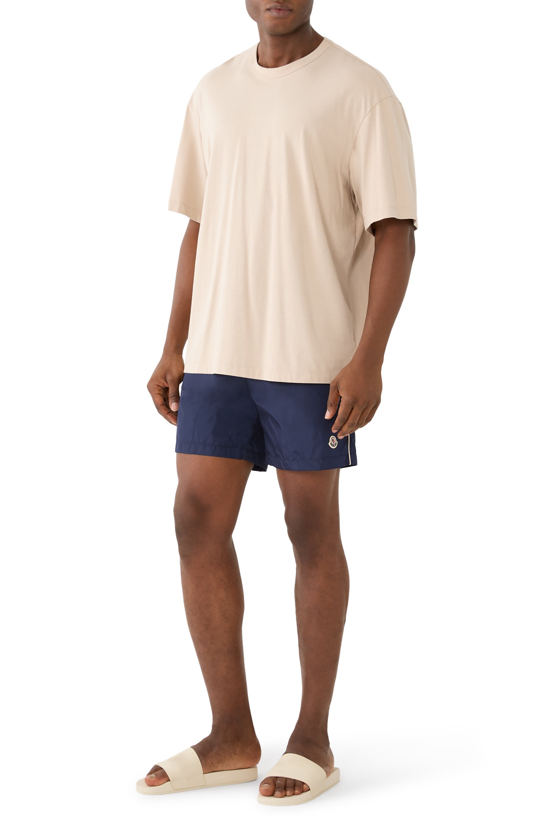 شورت سباحة برقعة شعار الماركة