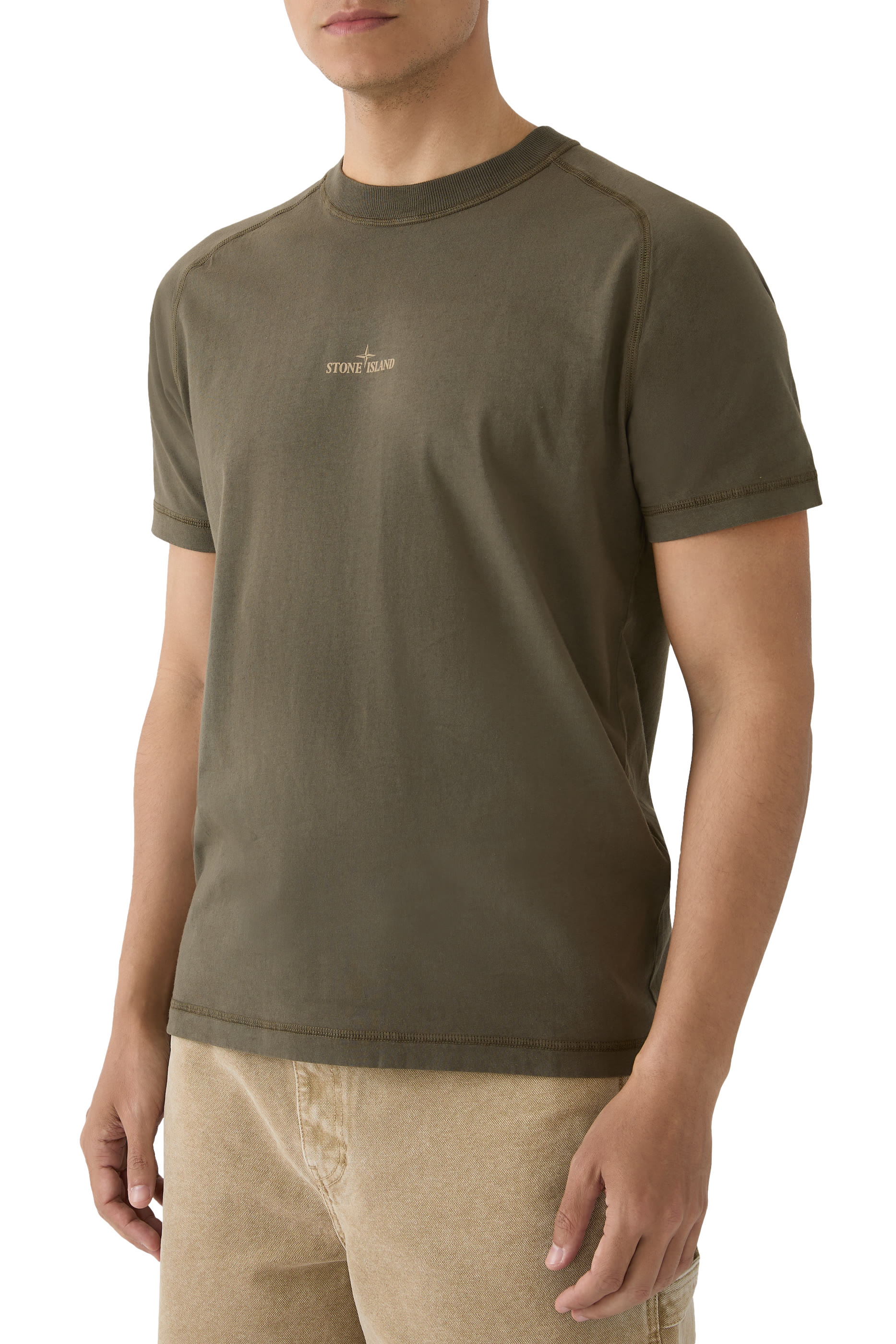 تيشيرت بشعار الماركة