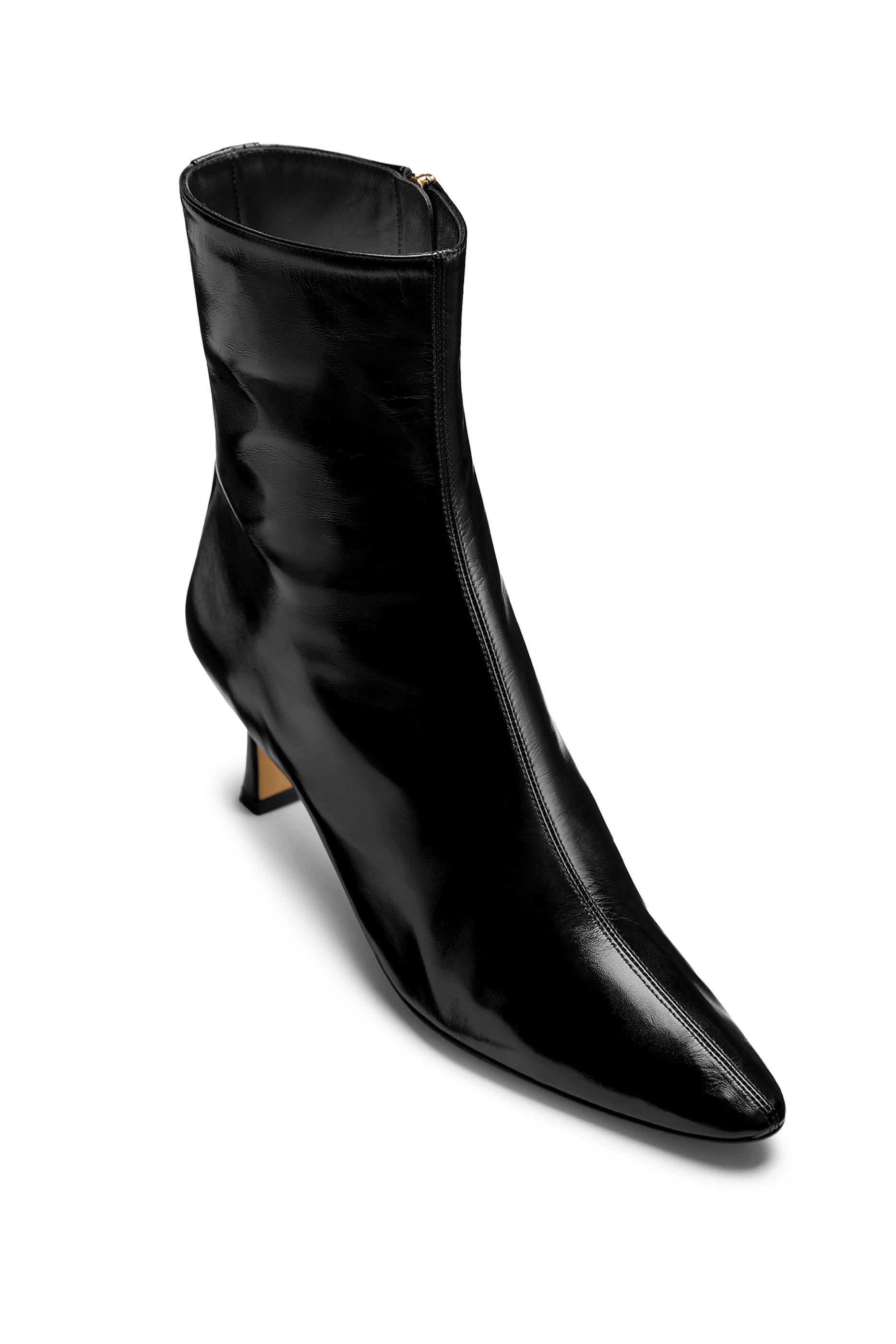 بوت صوفيا 60 بطول الكاحل