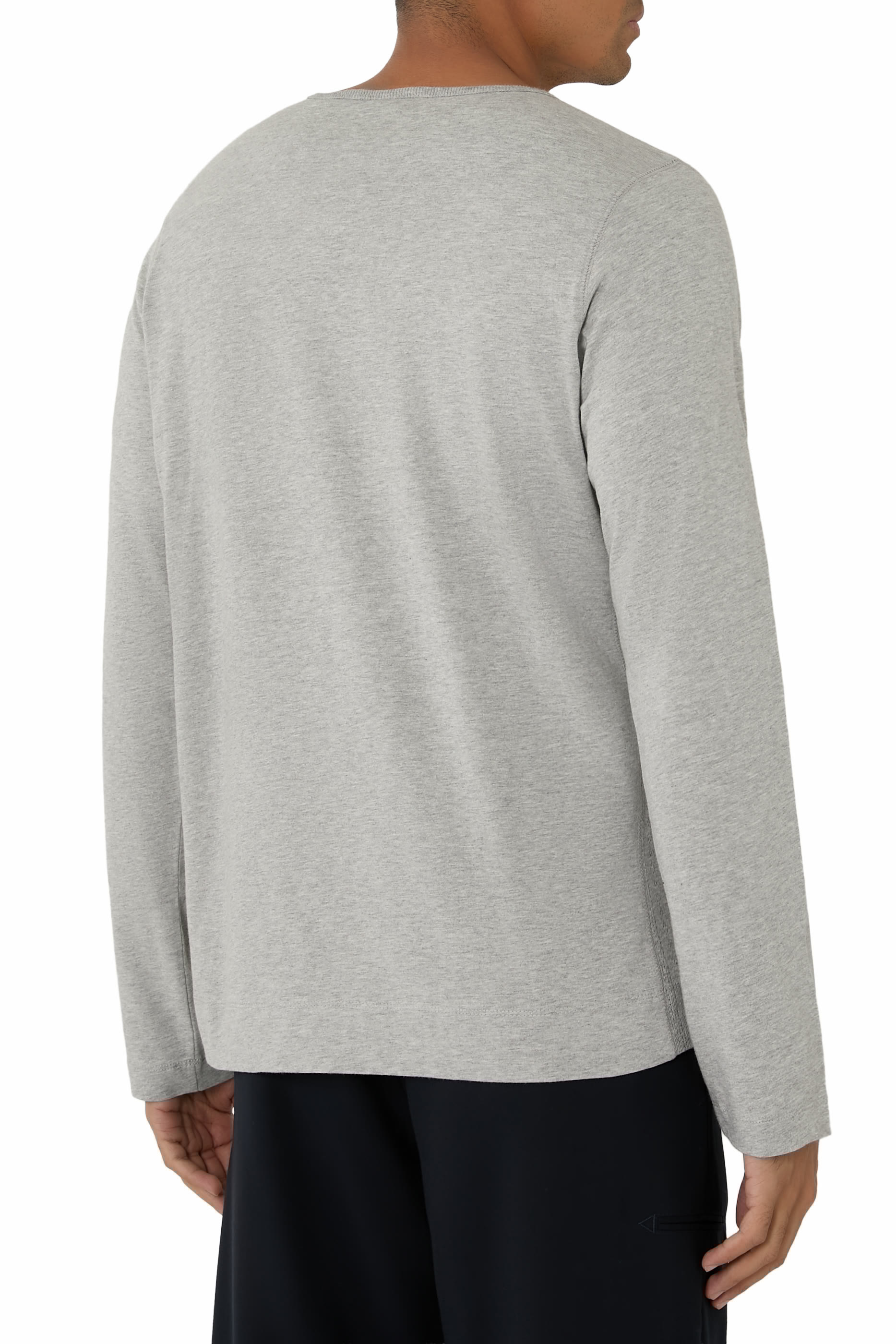 تيشيرت بياقة هينلي بونتيل