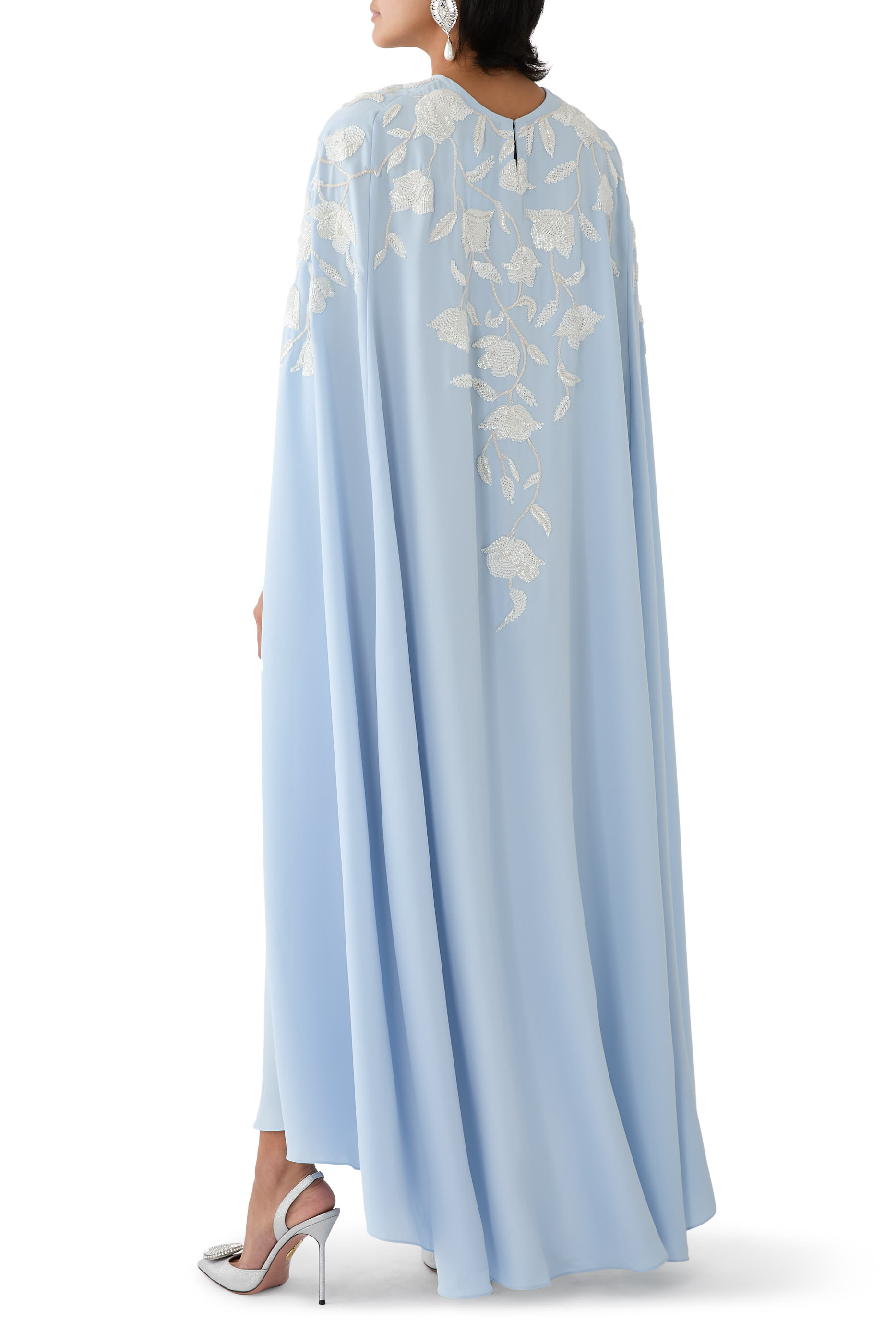 فستان بكاب ونقشة زهور