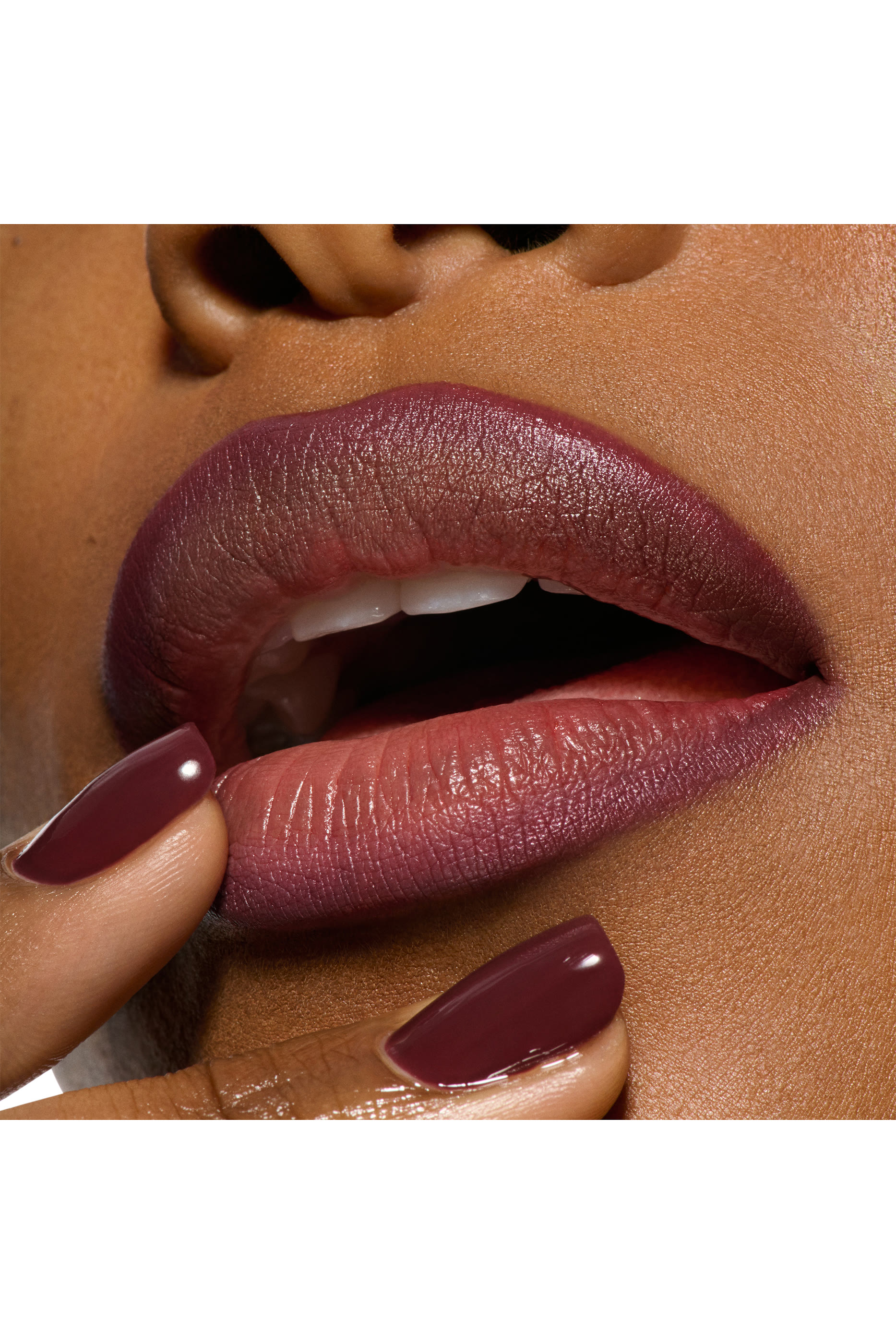 قلم شفاه ليبليزر لامع