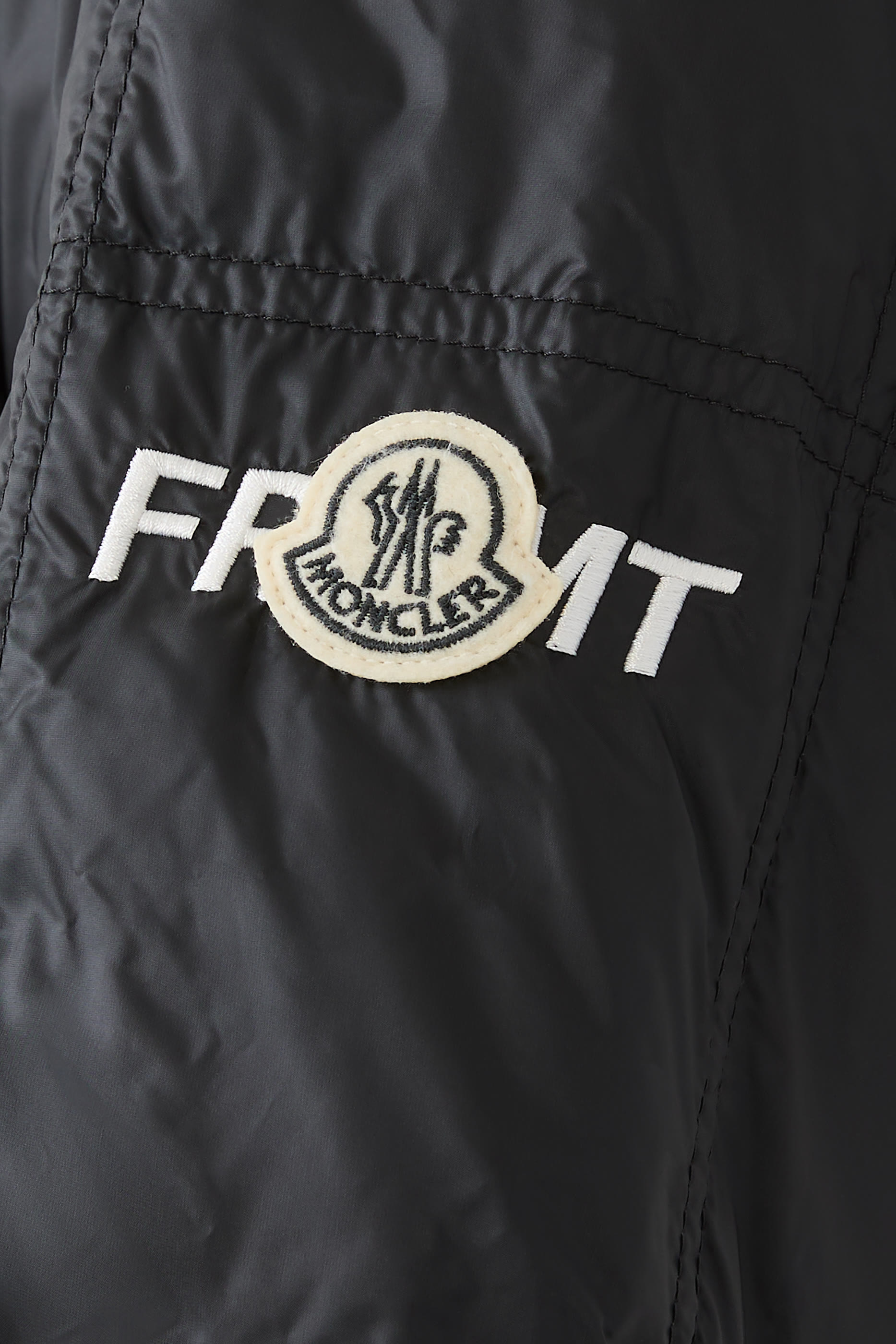 جاكيت جاييل مبطن بزغب