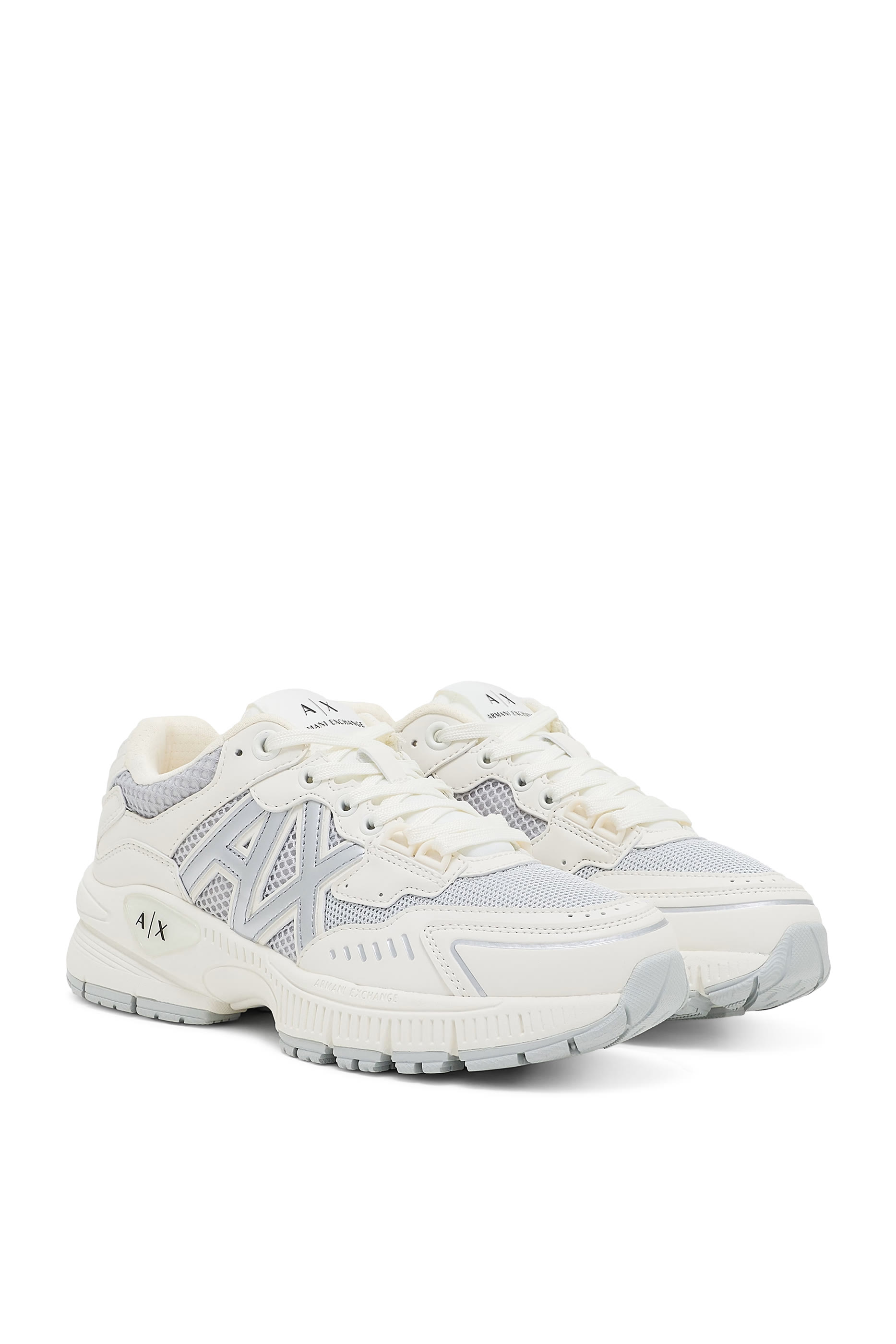 سنيكرز سبايد