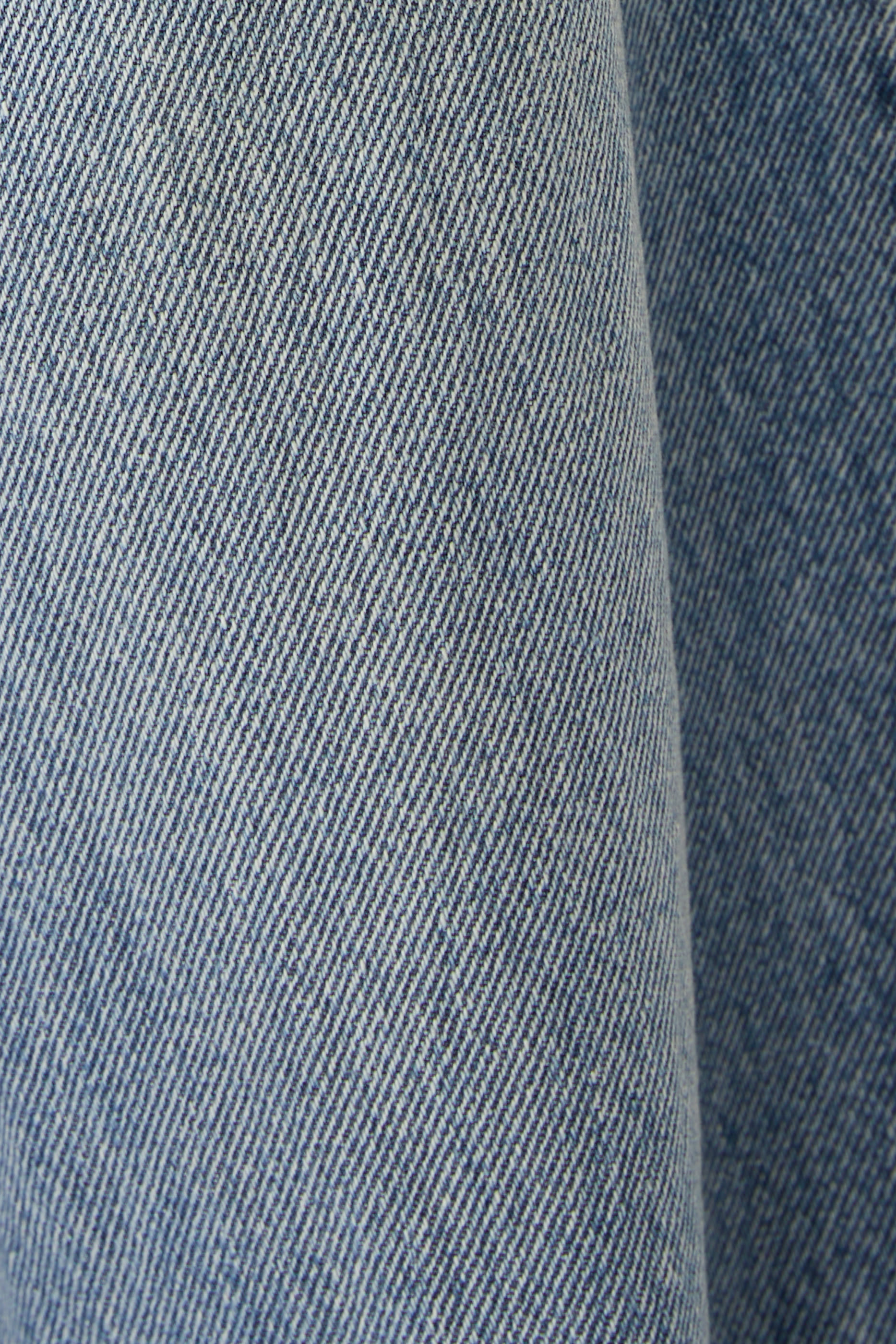 بنطال جينز أدريان