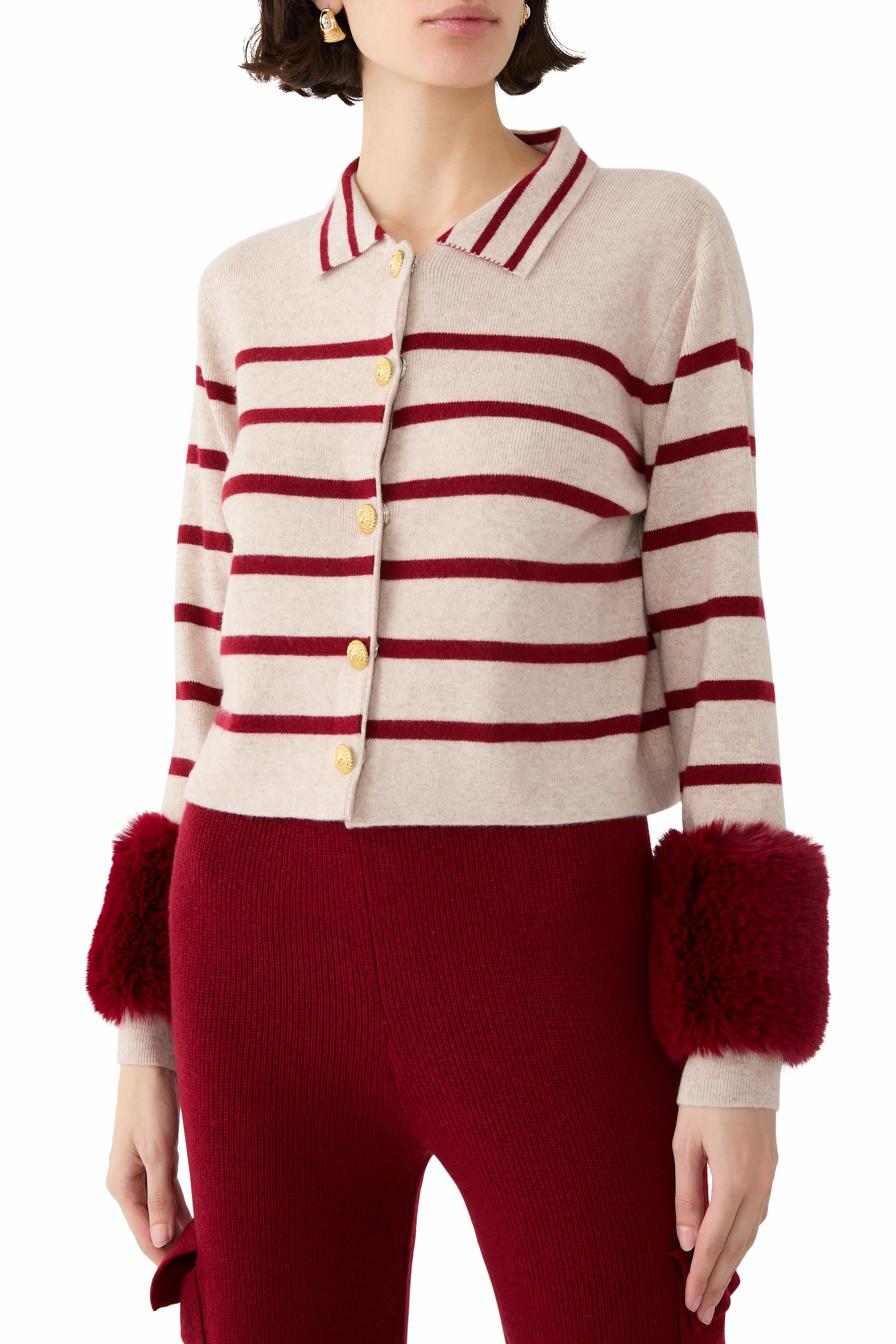 قميص مخطط بأزرار