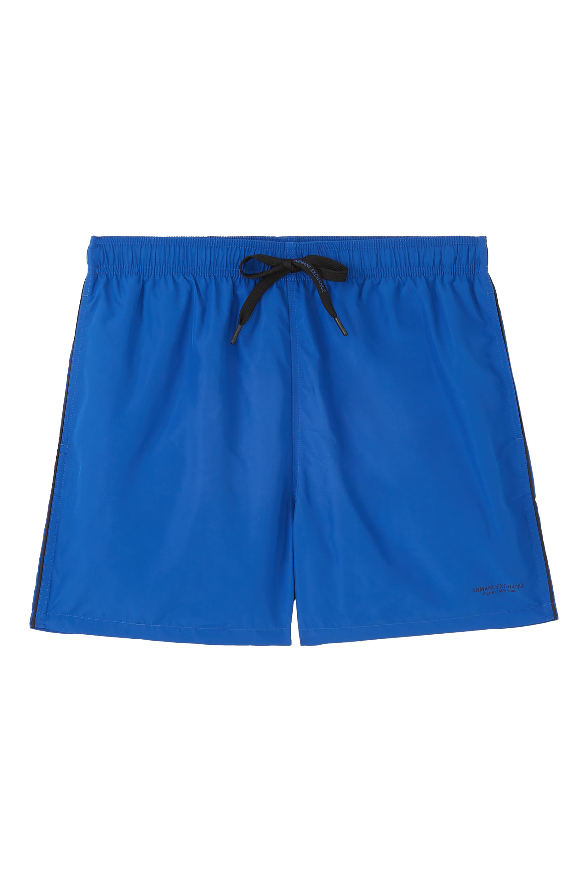 شورت سباحة بشعار الماركة