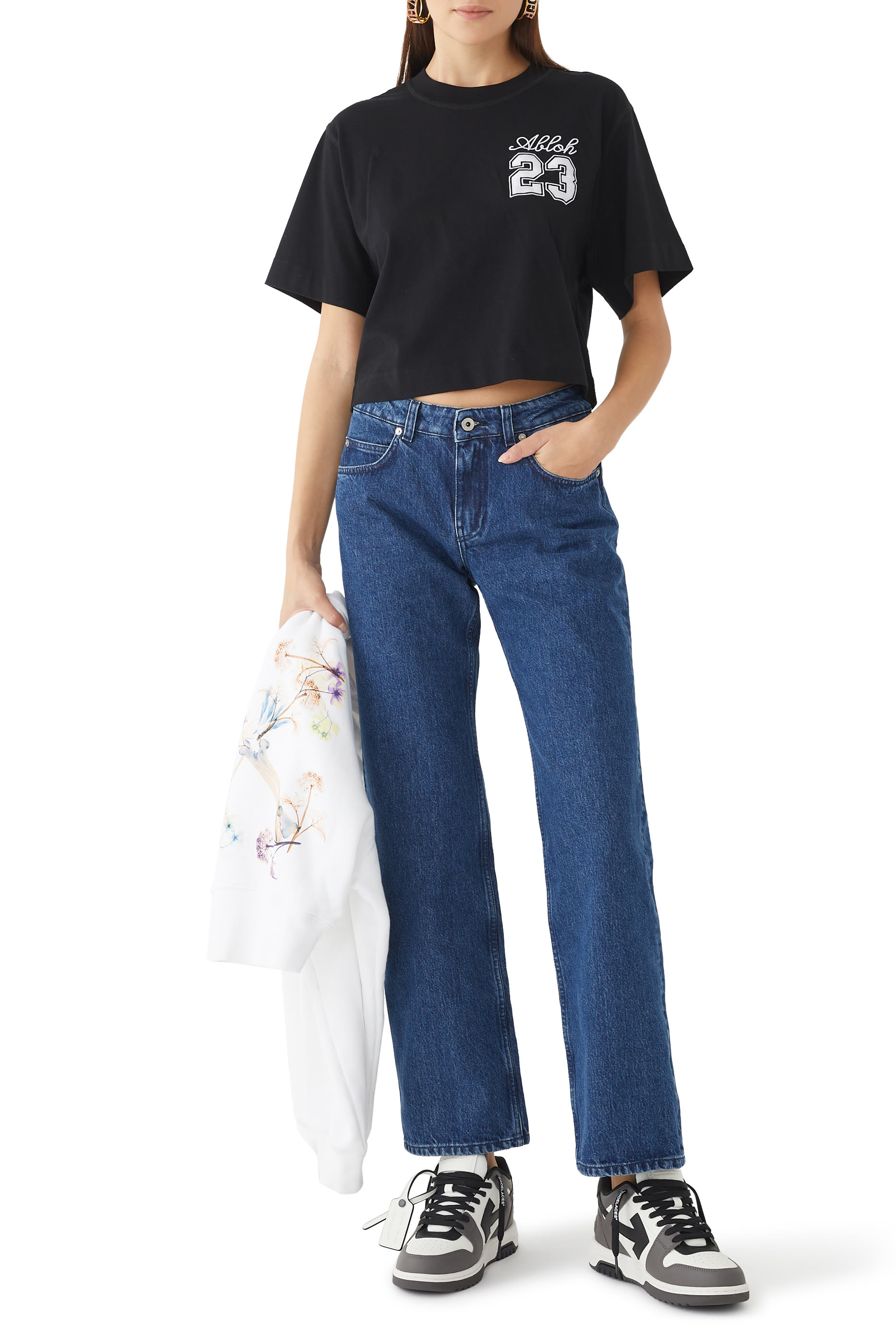 سنيكرز اوت اوف اوفيس جلد