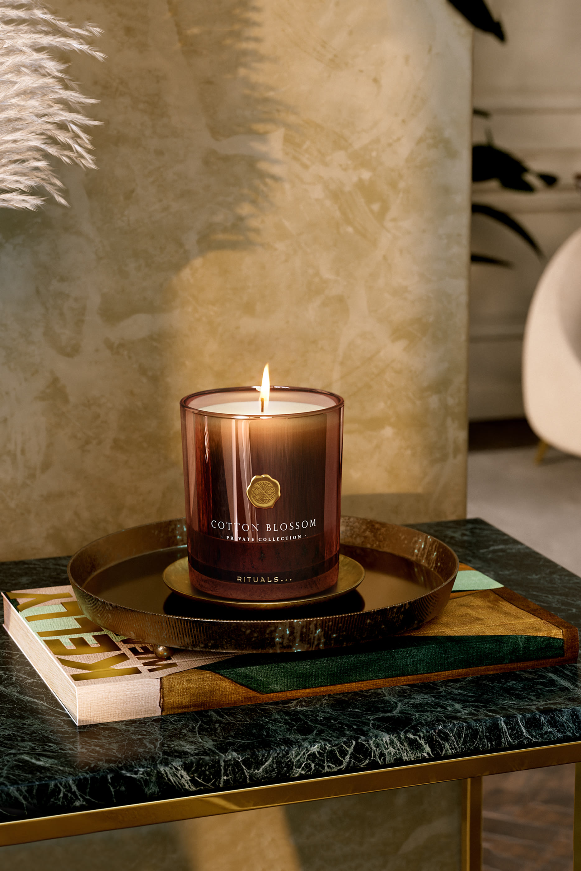 شمعة معطرة كوتن بلوسوم