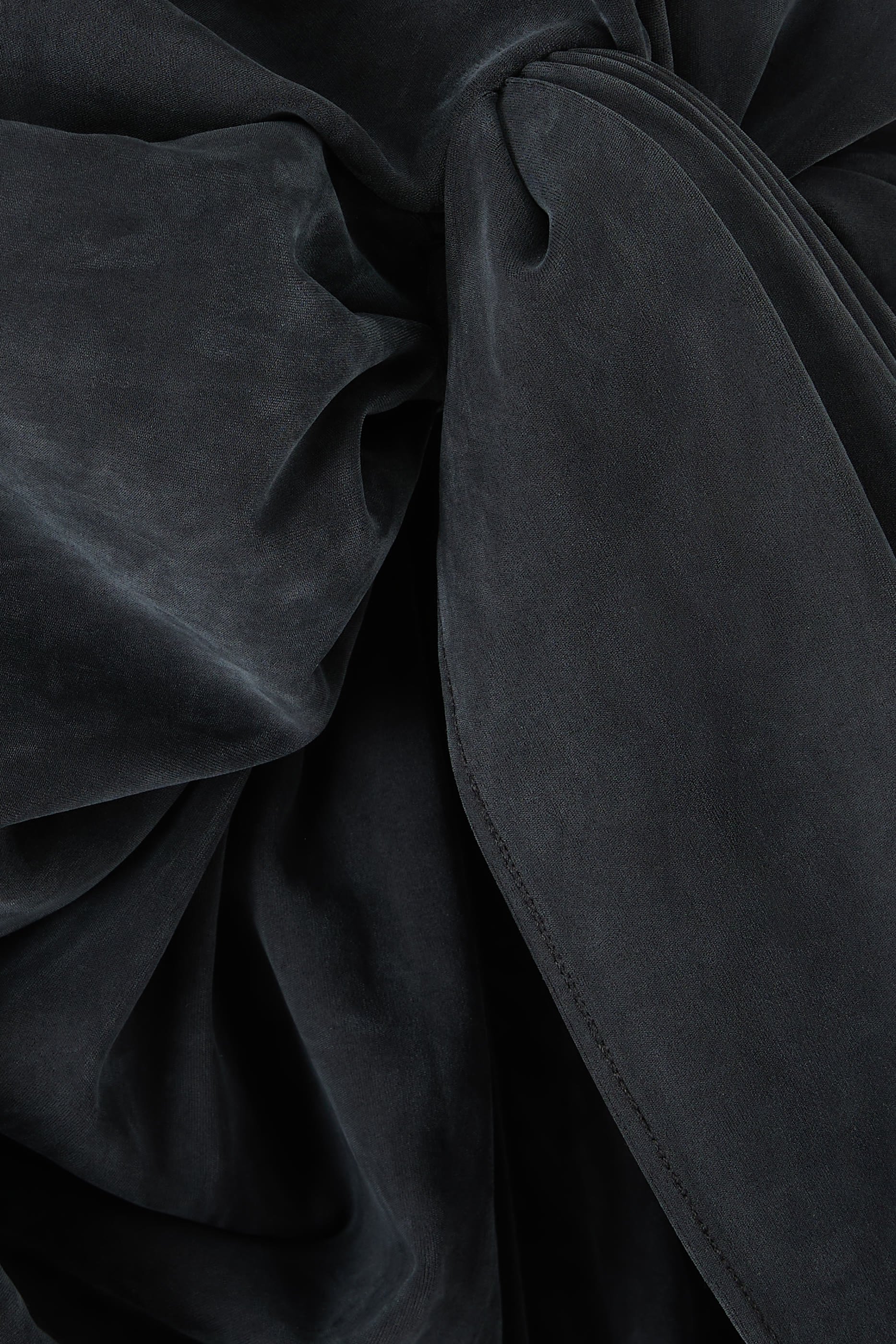 جمبسوت بتصميم ملفوف