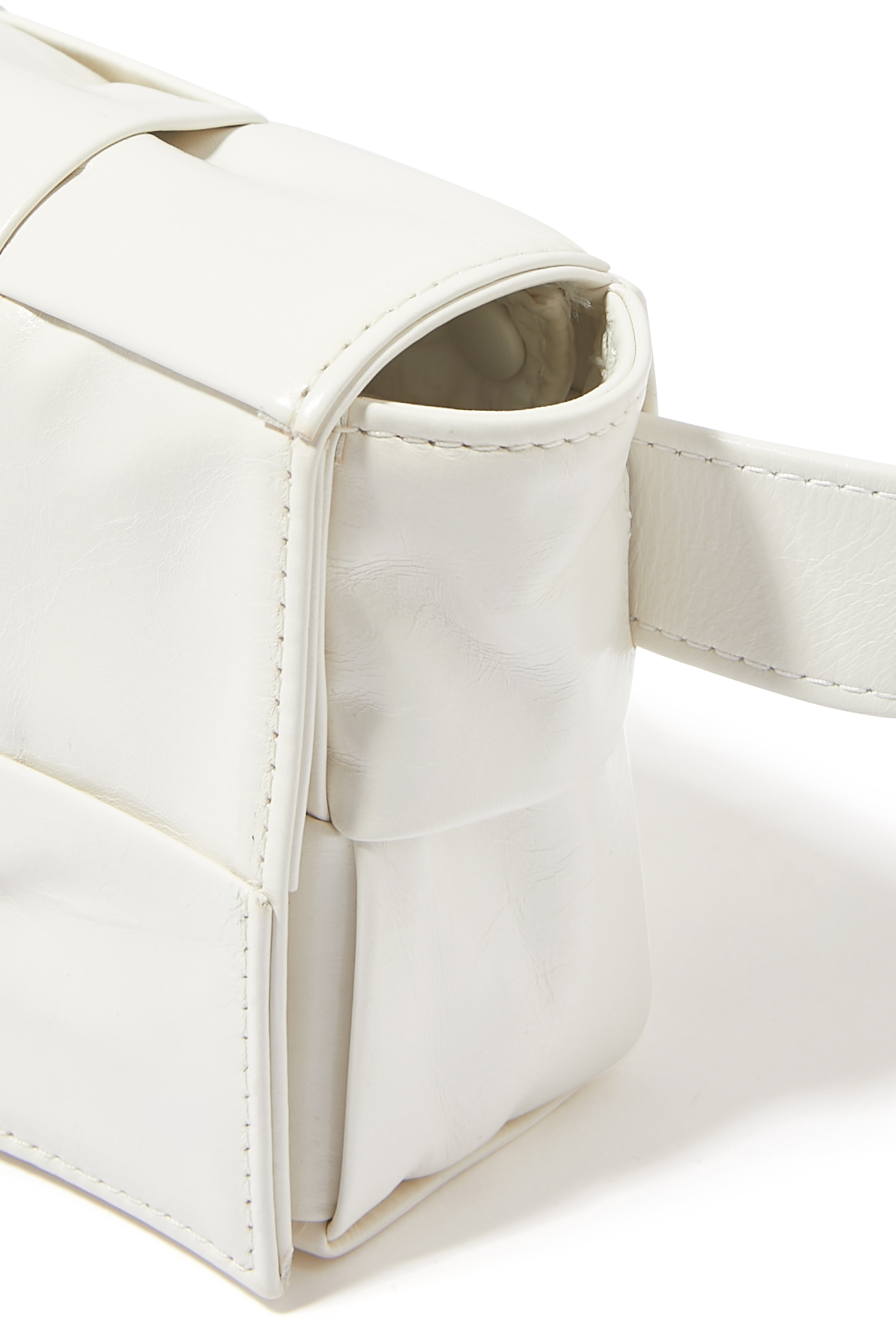 حقيبة خصر كاسيت صغيرة