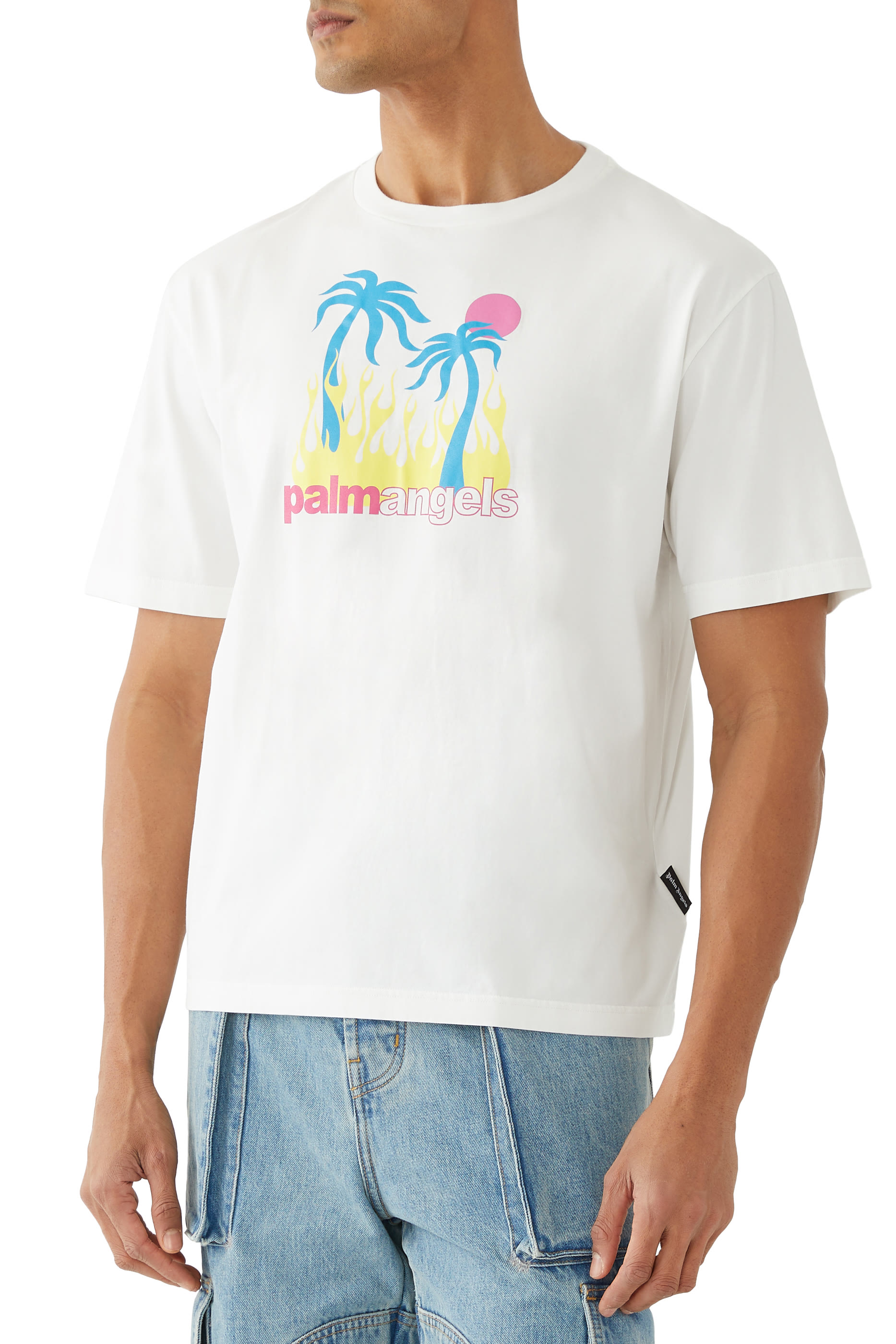 تيشيرت بنقشة واحة ملتهبة