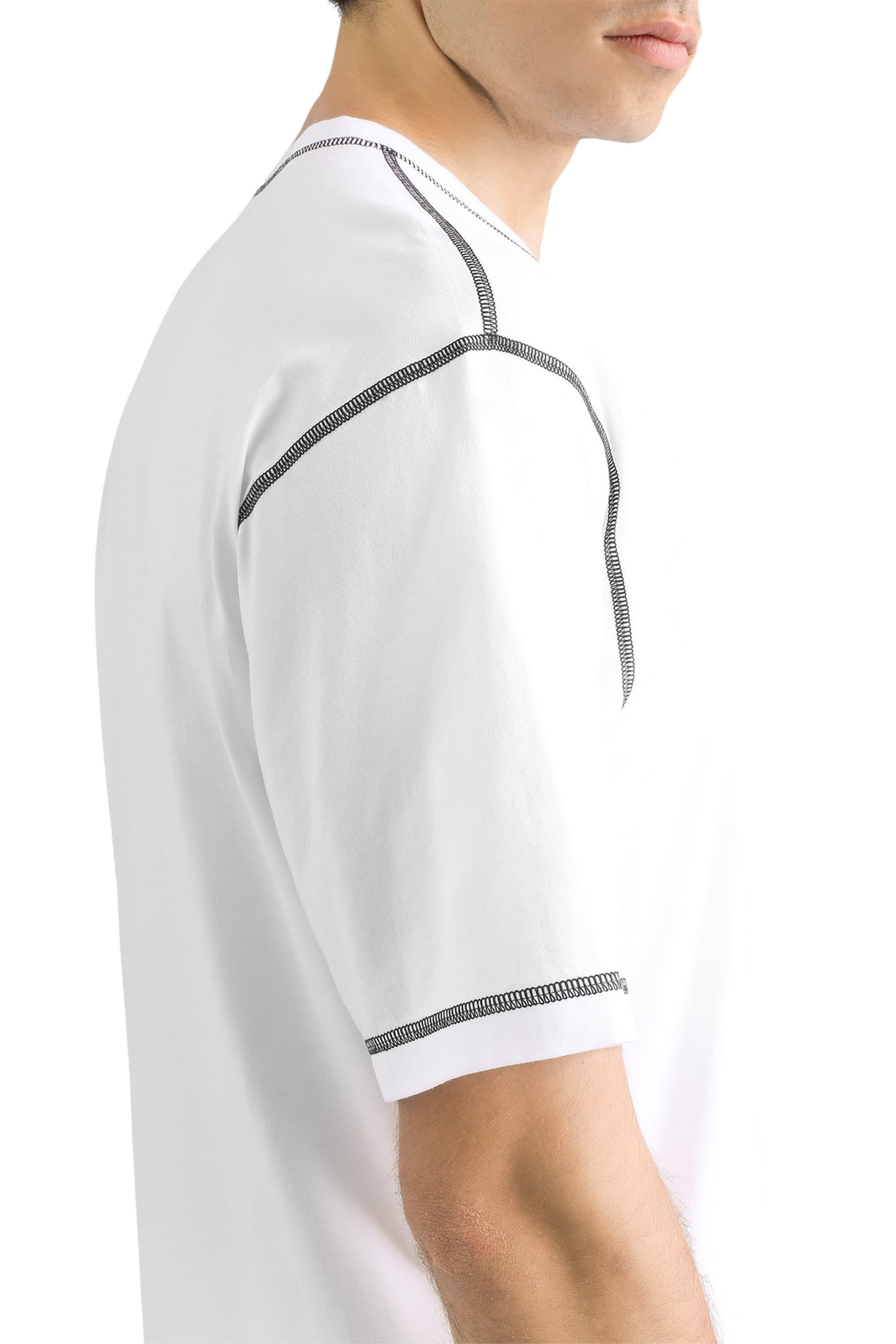 تيشيرت بطبعة شعار الماركة قطن