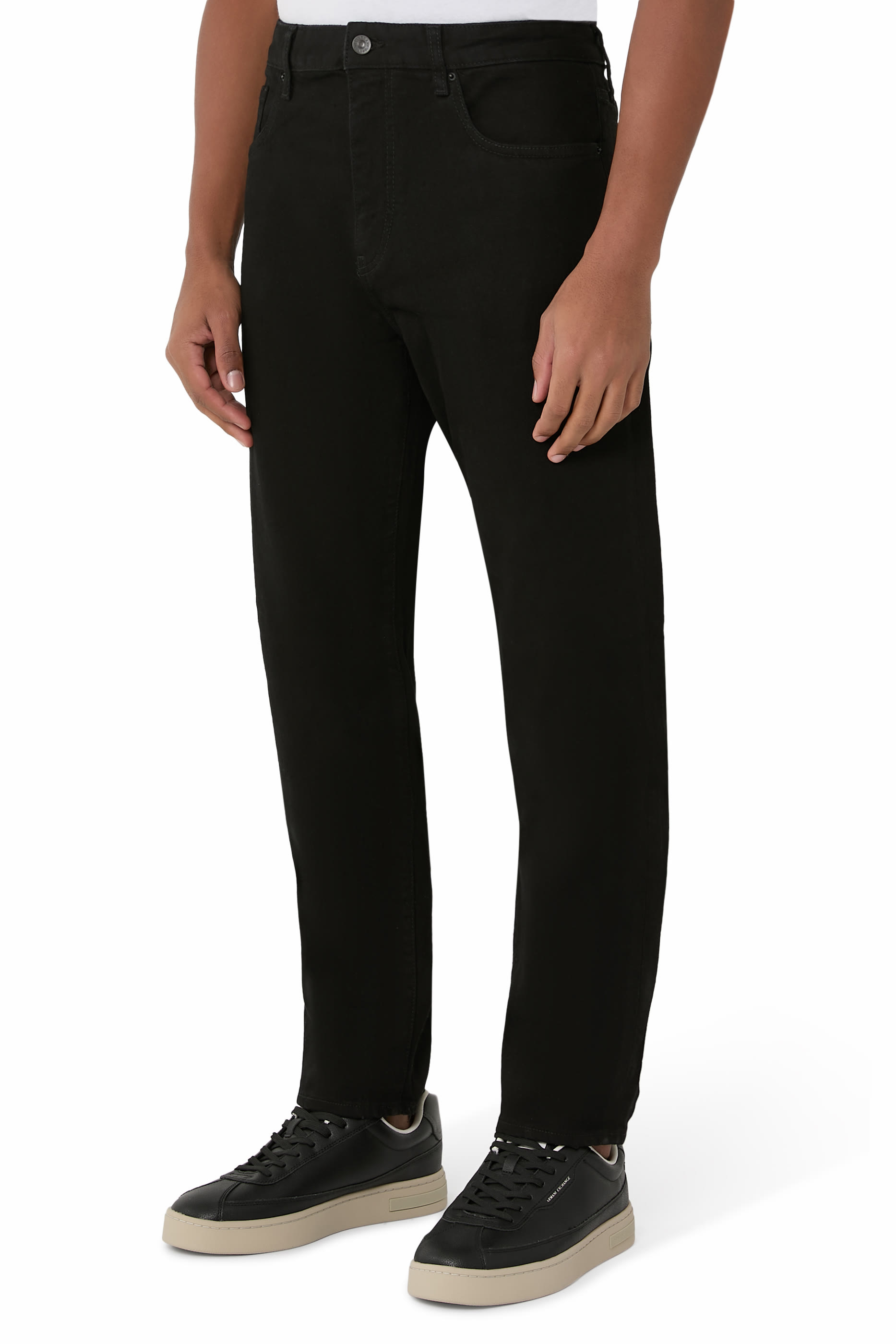 بنطال جينز بقصة مستقيمة دنيم