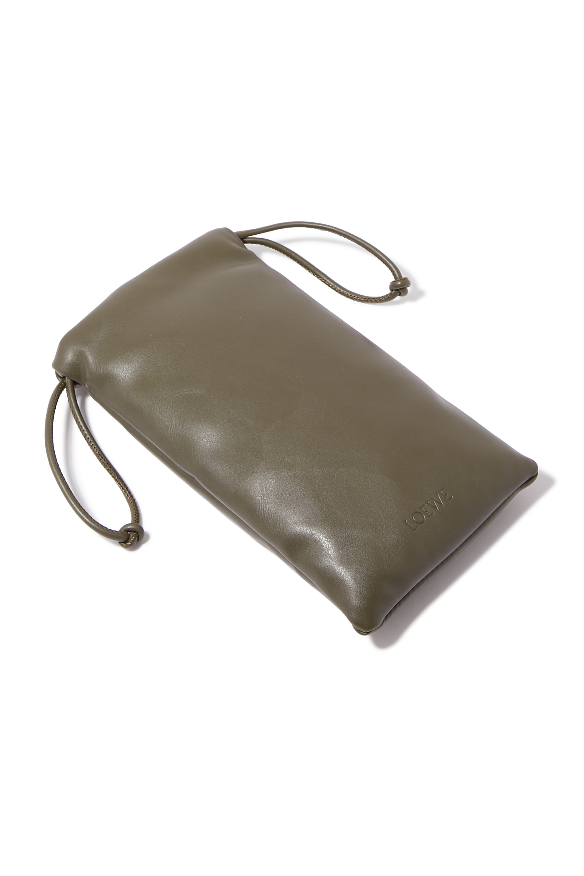 نظارة شمسية بإطار مقوس