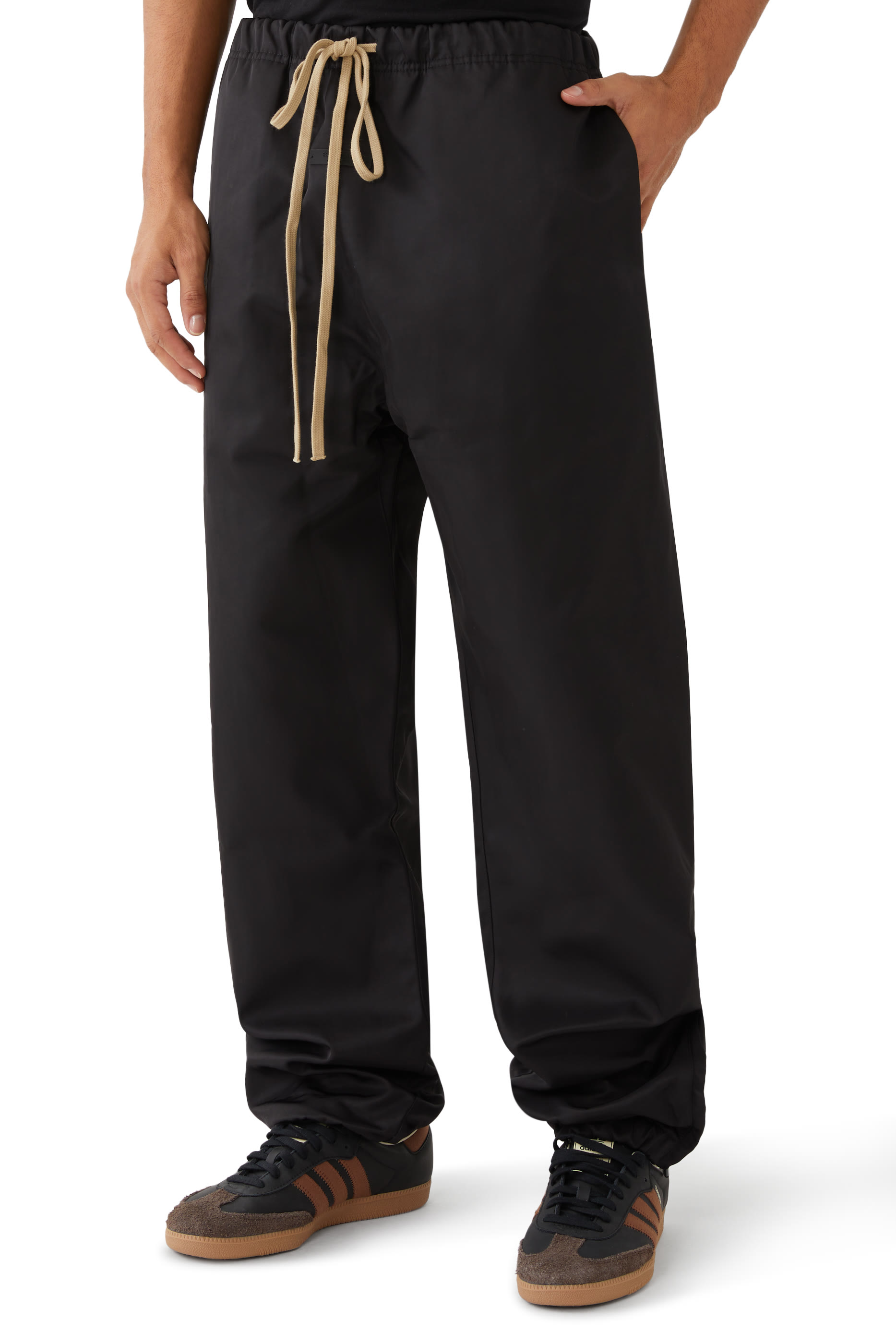 بنطال رياضي خامات نايلون مختلطة