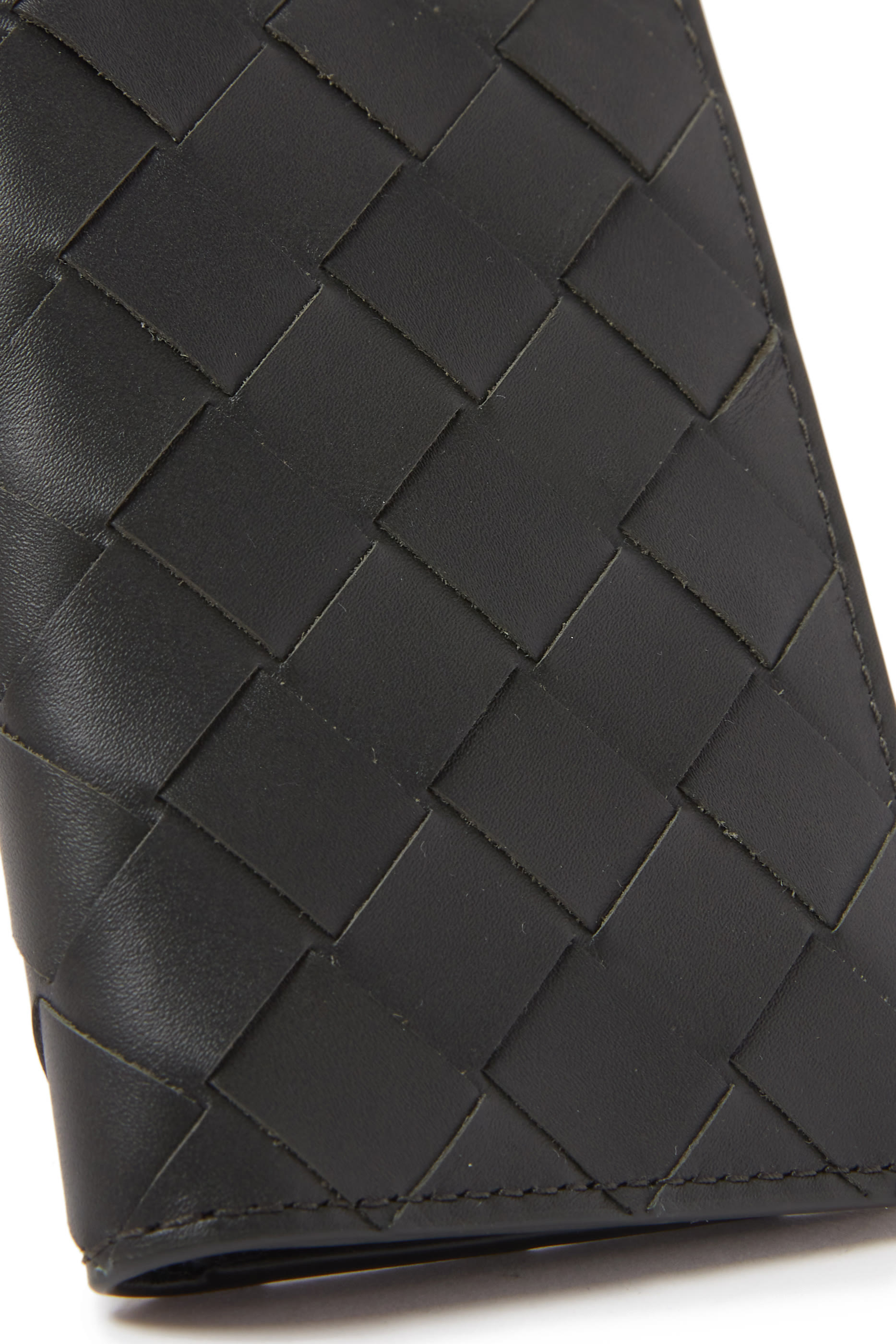 حافظة بطاقات بغطاء قلاب