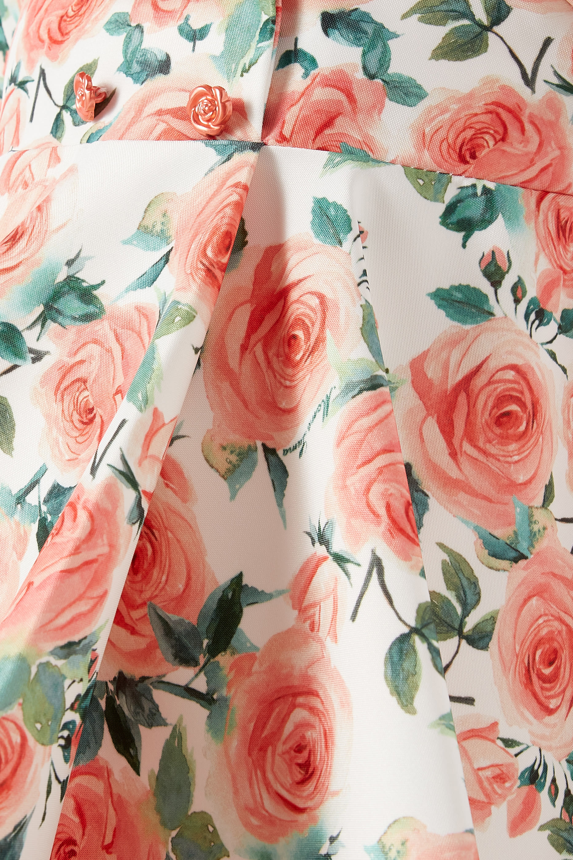 فستان بنقشة زهور للأطفال