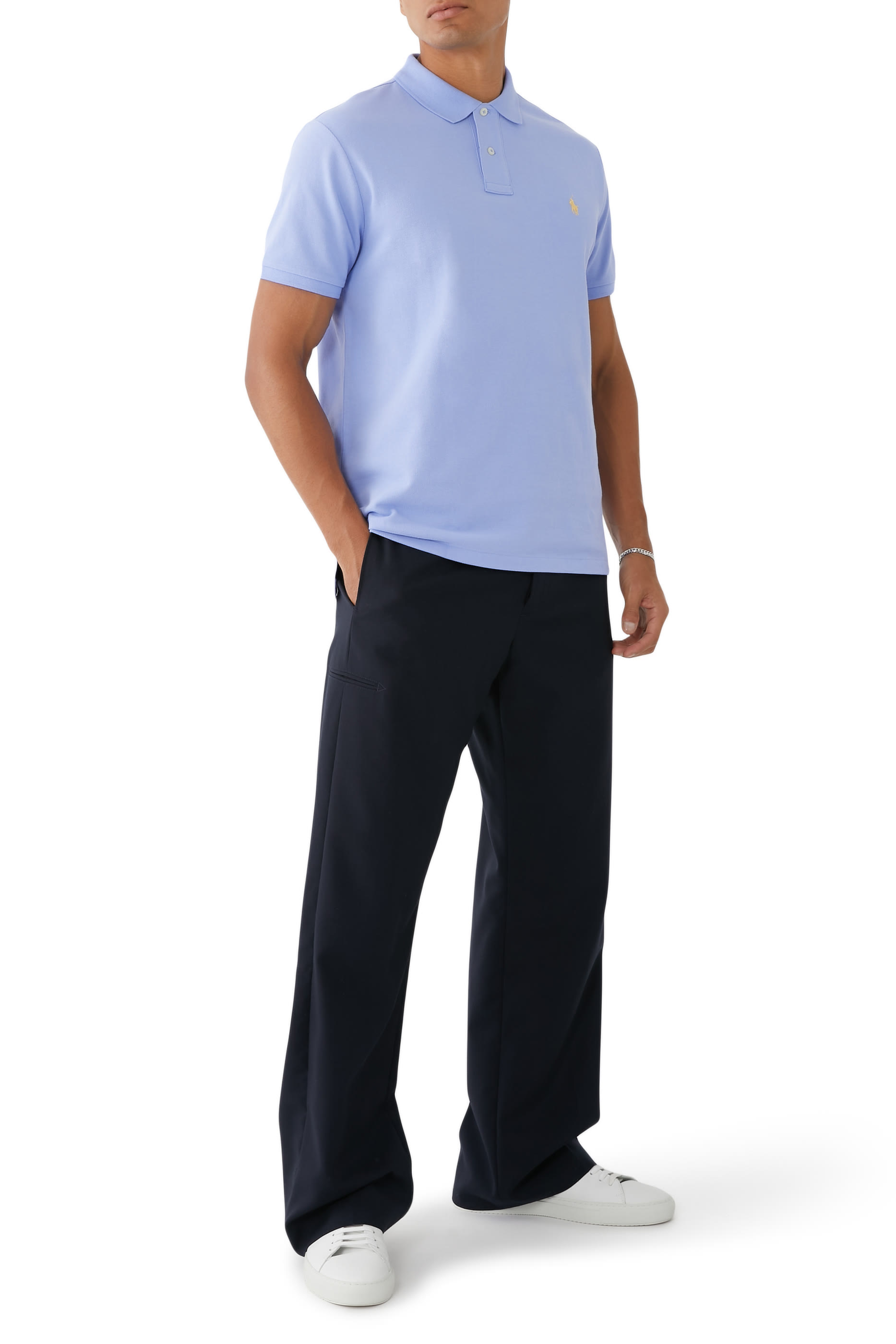 قميص بولو بشعار الماركة