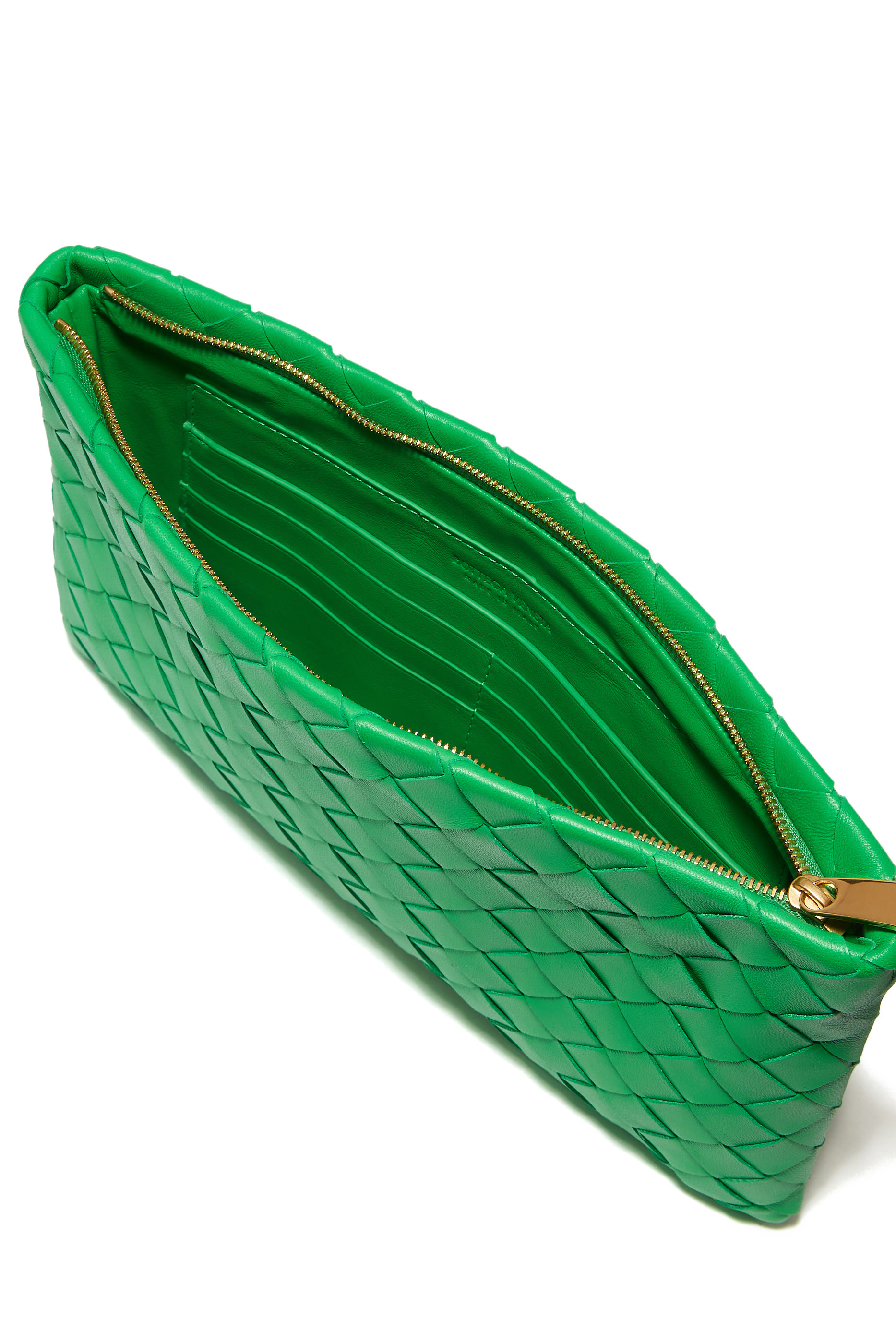 حقيبة متوسطة بتصميم مجدول