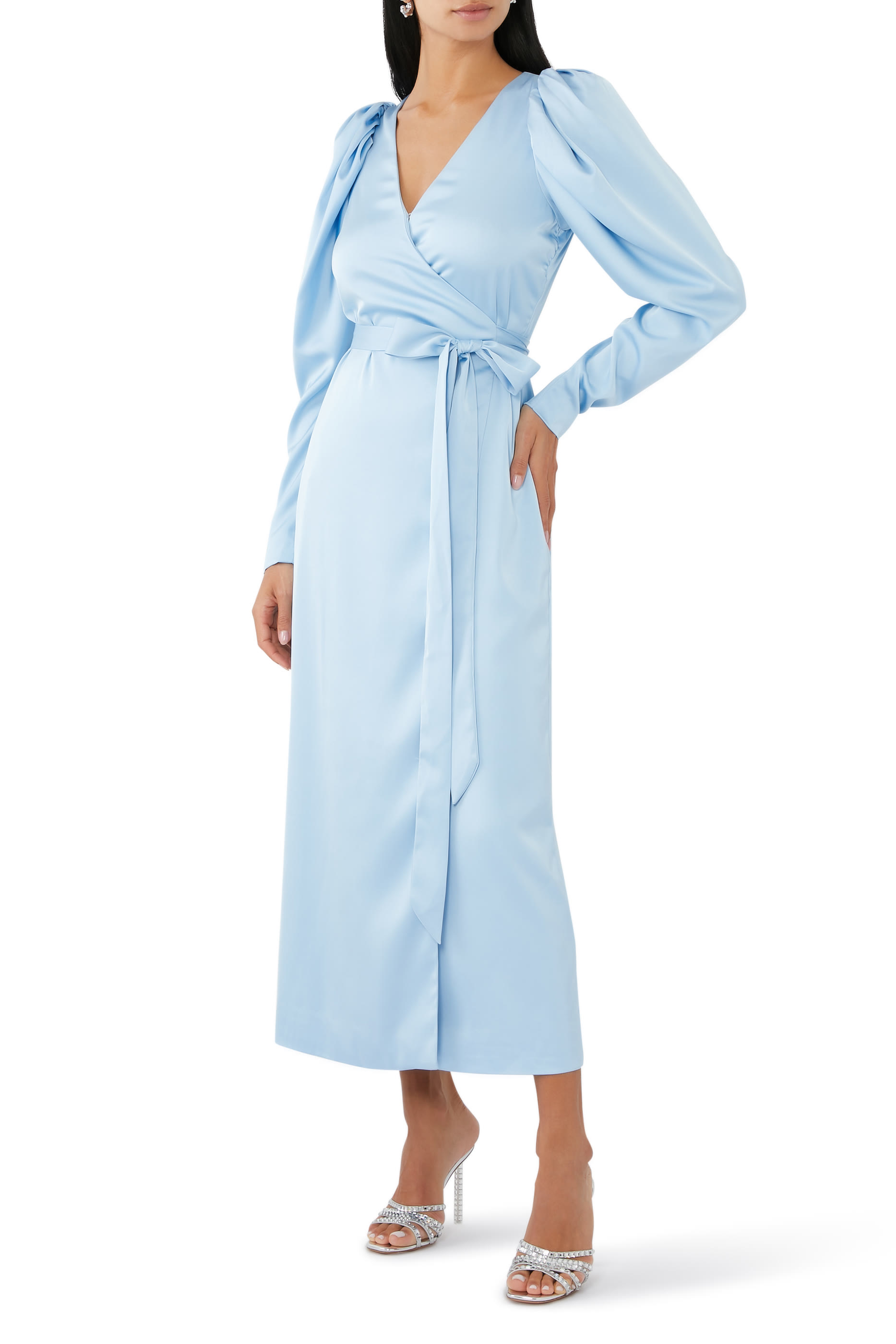 فستان متوسط الطول بتصميم ملفوف ستان