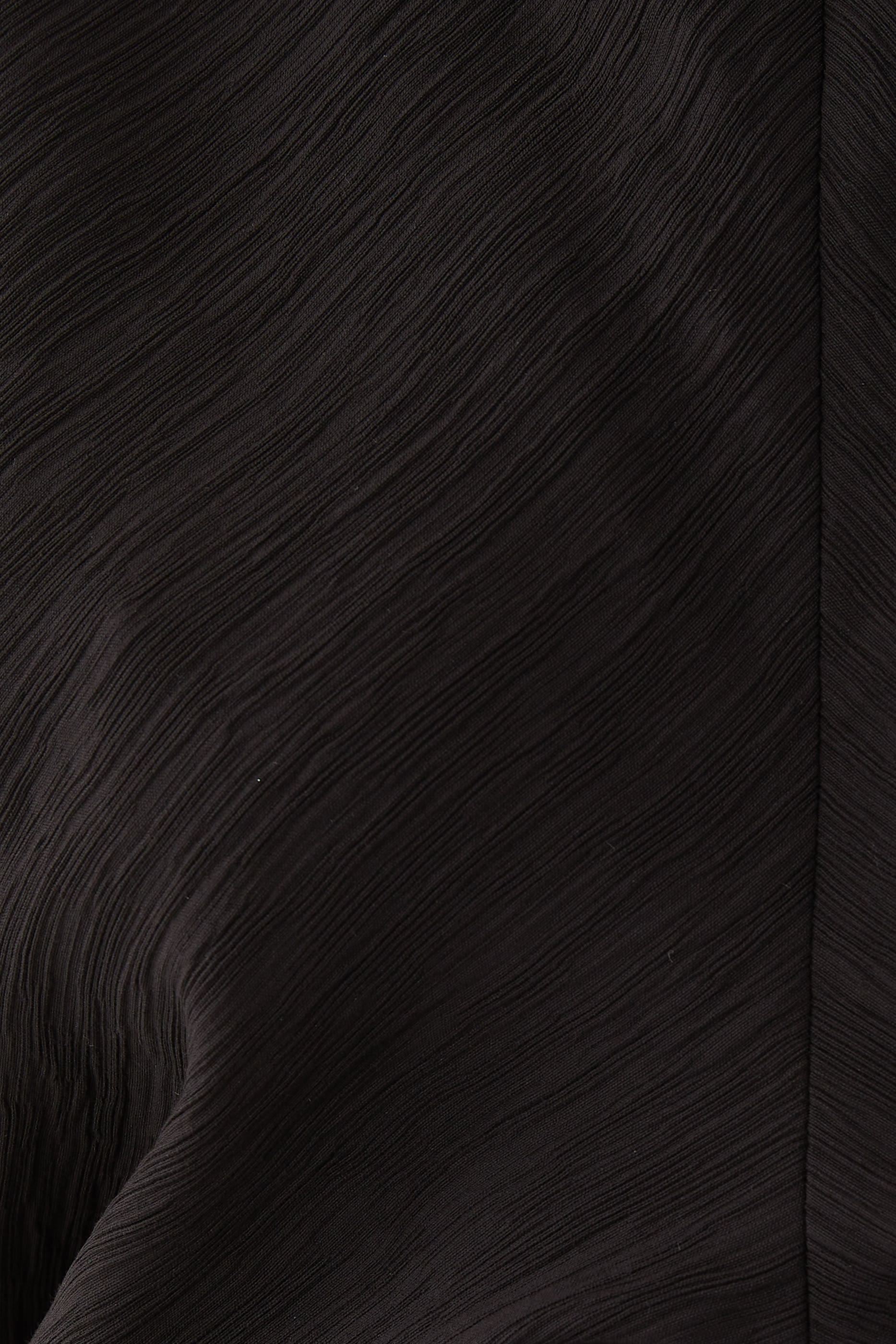 فستان بخصر مزموم قماش مجعد