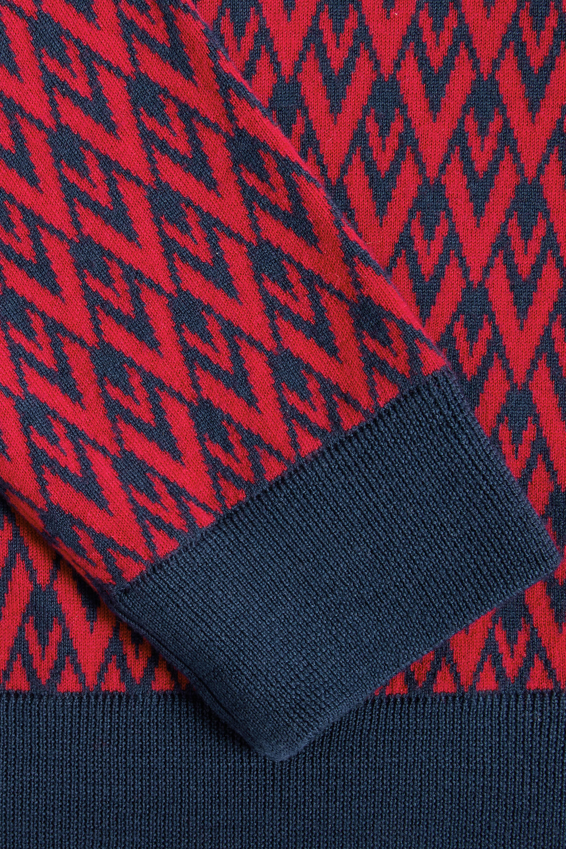 كنزة صوف مزينة كليا بنقشة شعار الماركة جاكار