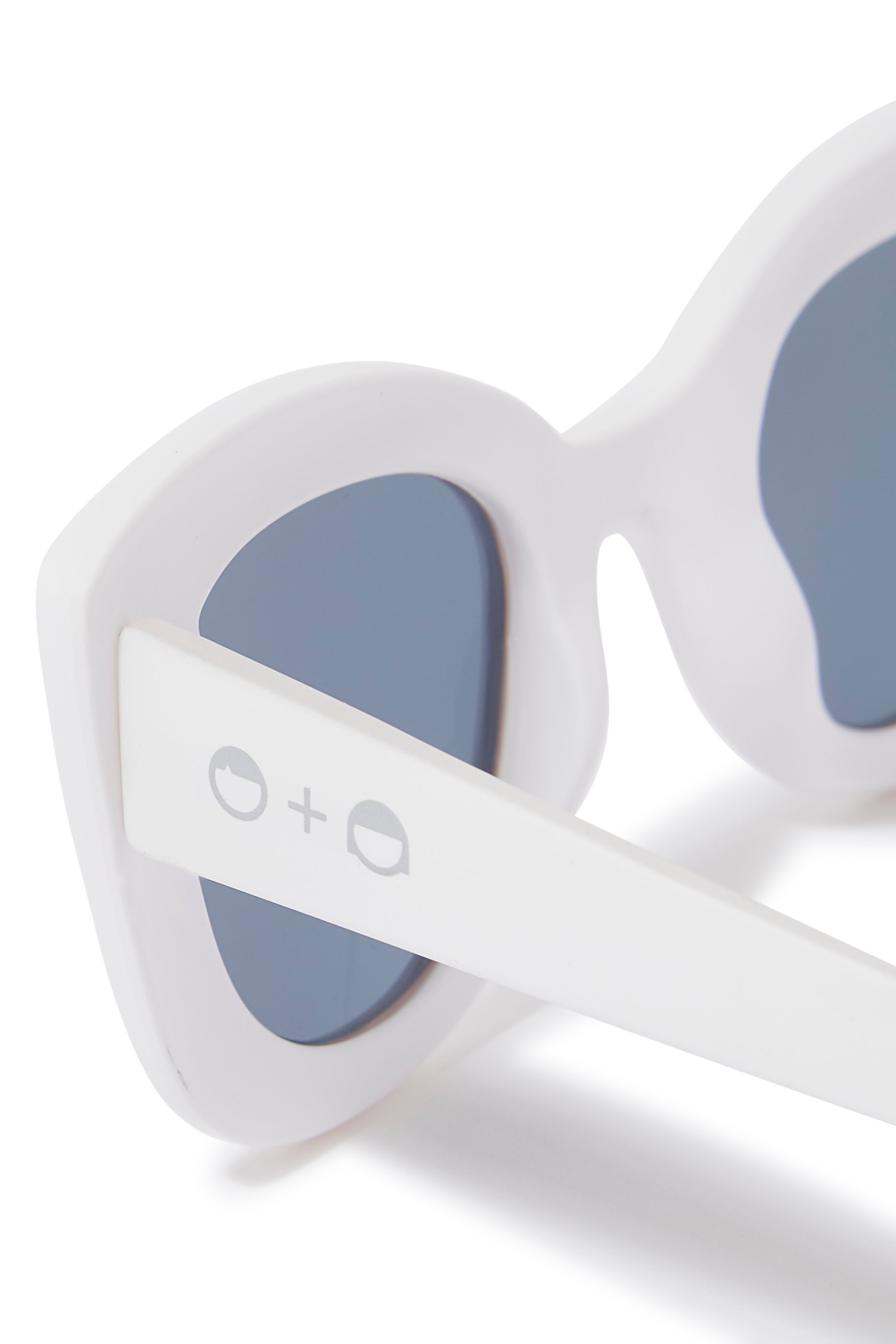 نظارة شميبة بإطار عين القطة للأطفال