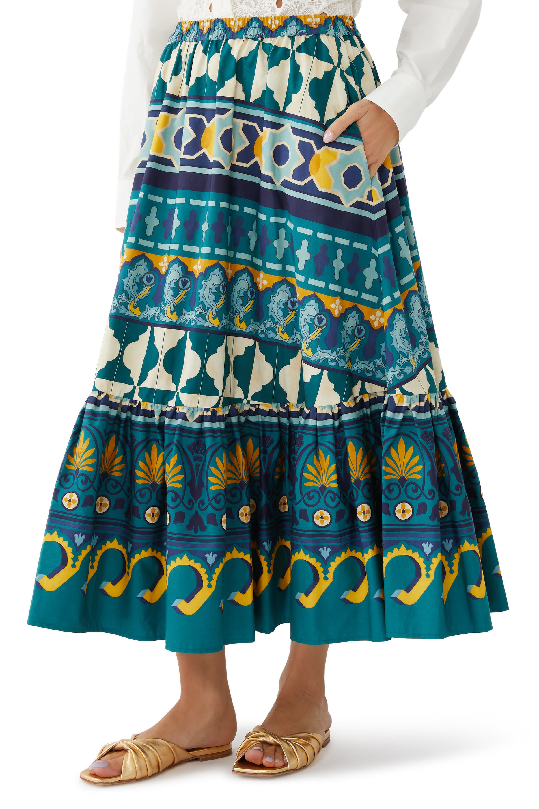 تنورة سن ست كاساريالي بلاسيه إيميرلد