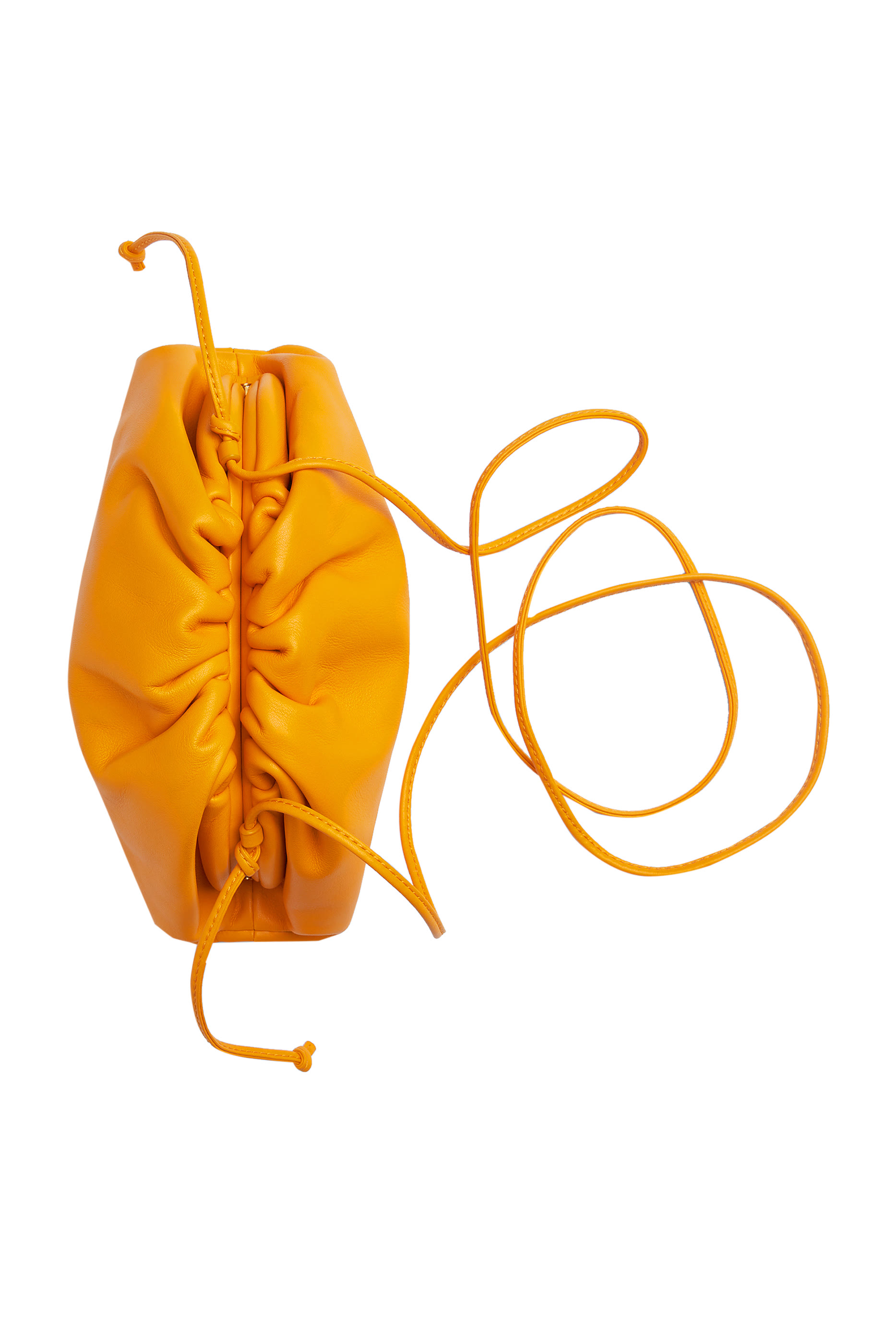 حقيبة صغيرة جلد