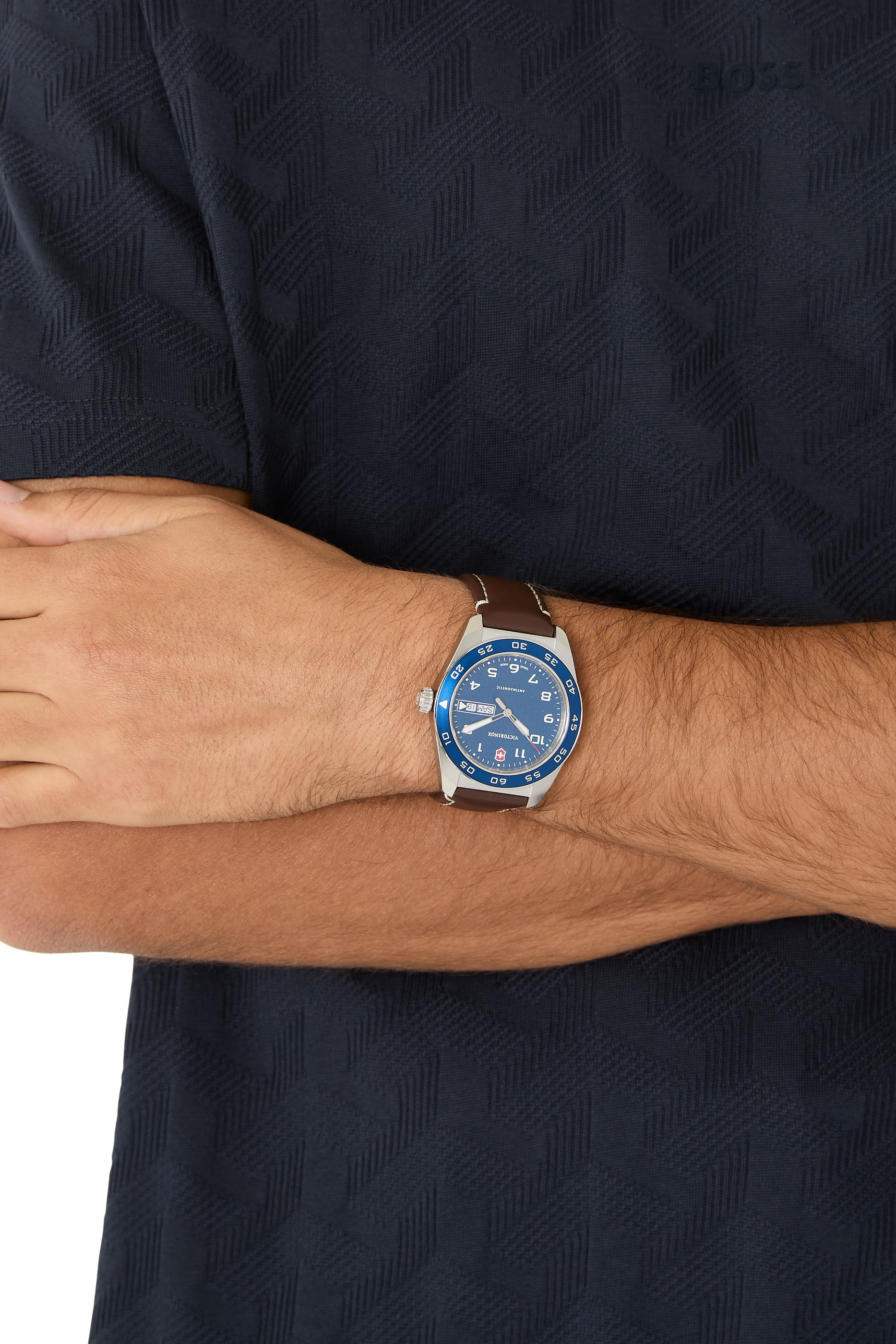 ساعة كرونوغراف سويس ارمي، ستانلس ستيل وجلد