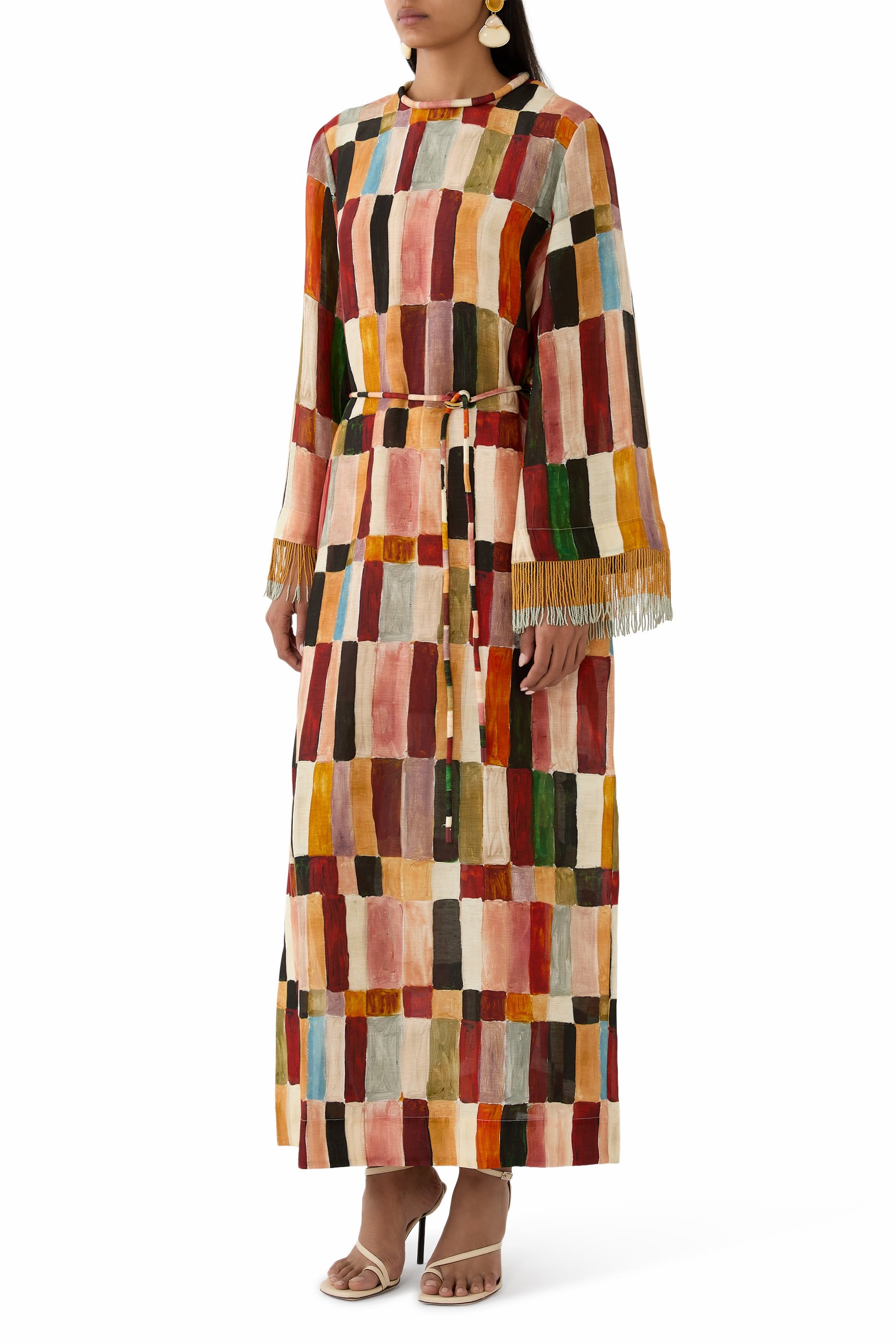 فستان مارجوريل متوسط الطول بياقة عالية