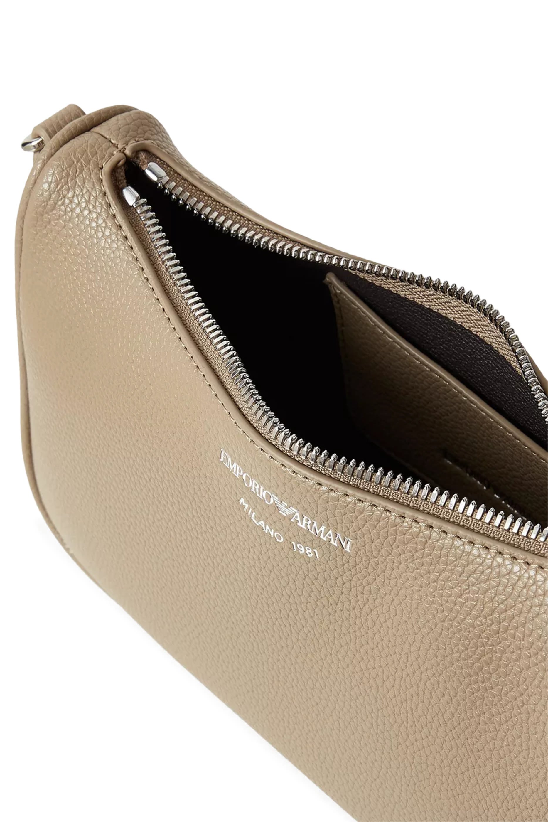 حقيبة طويلة بشعار الماركة بنقشة جلد الغزال