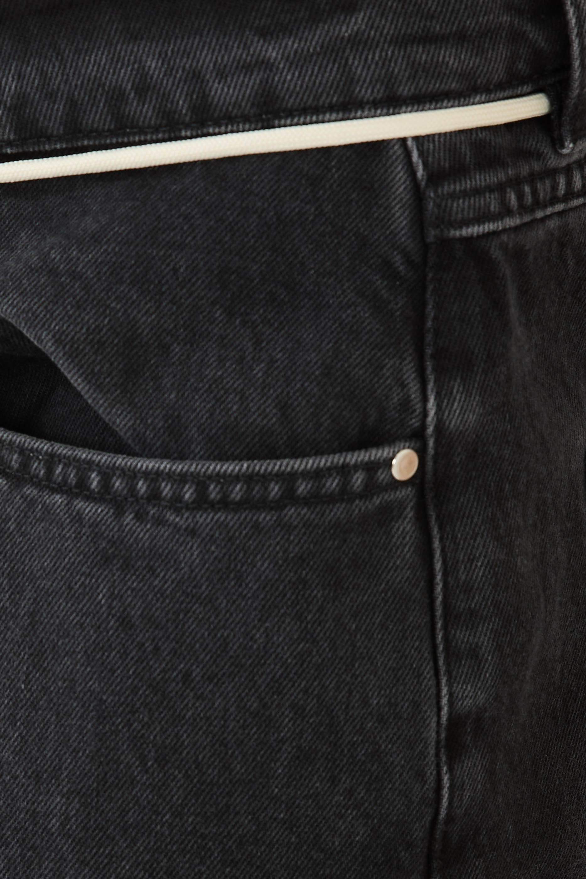 بنطال جينز بقصة مريحة دنيم